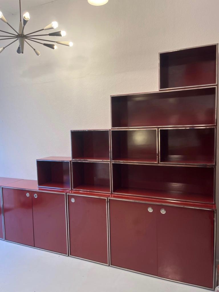 Modulares Regal / Wandschrank in Rot, Burgunderrot, lackiert, von Willy Rizzo, Italien, ca. 1970er Jahre im Angebot 4