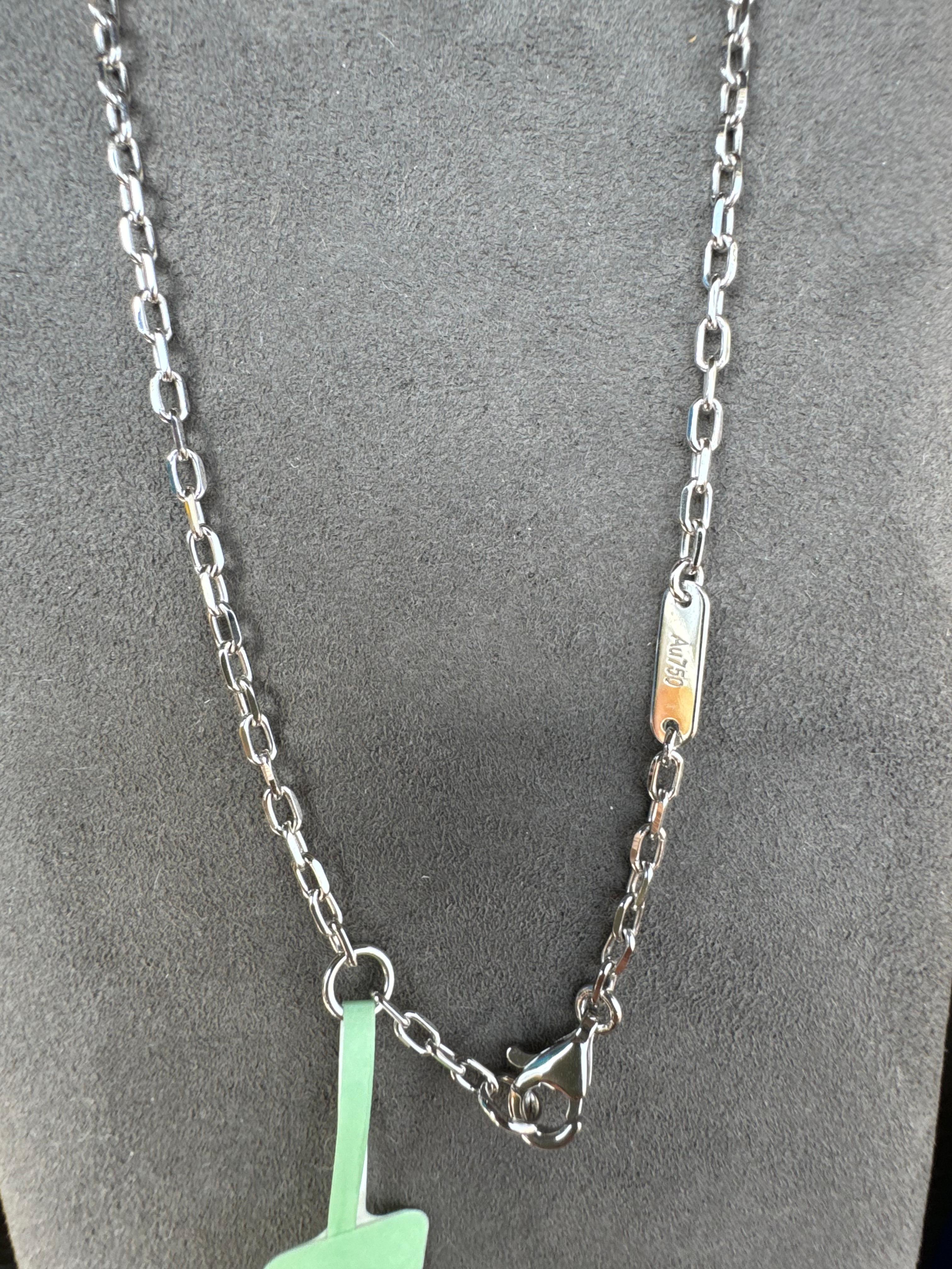 Collier pendentif en or blanc 18 carats avec rubis rouge de Birmanie en forme de cœur et diamants taille halo en vente 14