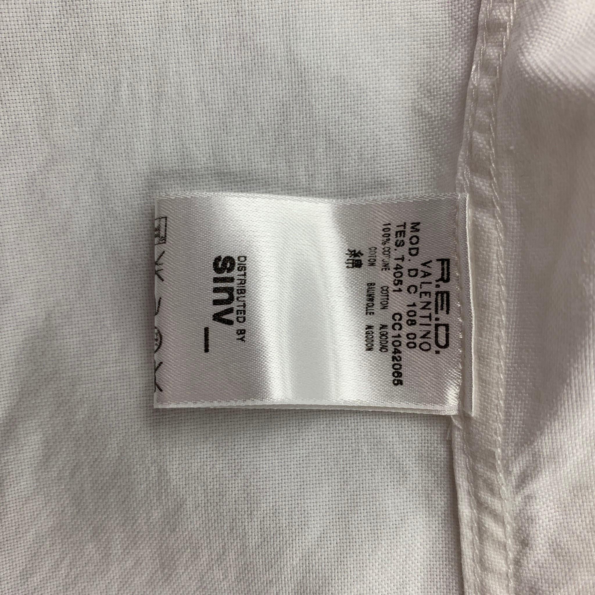 R.E.D. by VALENTINO Size M White Textured Cotton French Cuff Long Sleeve Shirt In Good Condition In San Francisco, CA