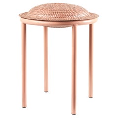 Tabouret canapé rouge de Pauline Deltour