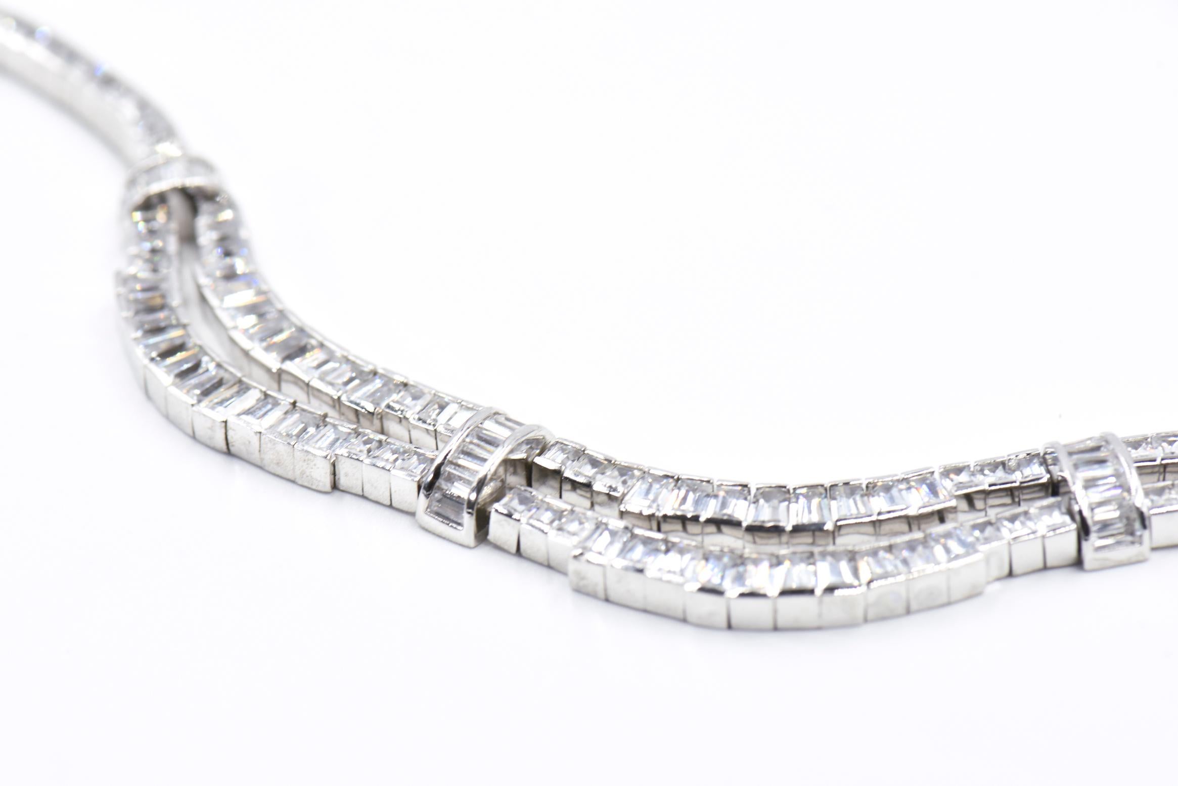 Red Carpet Drape Collana in argento Sterling CZ taglio smeraldo con dichiarazione o collana da sposa in vendita 3