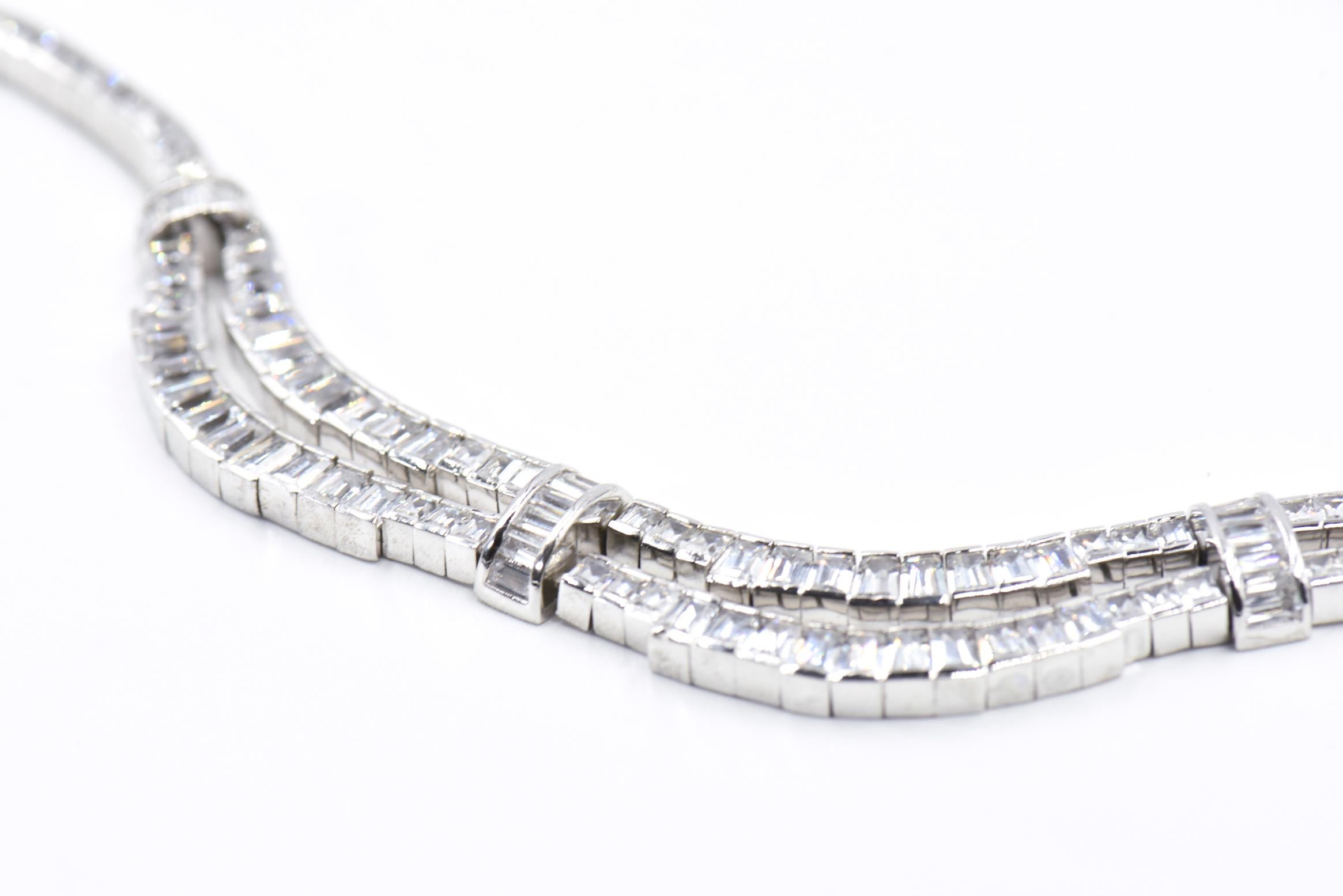 Roter Teppich Drapierung Smaragdschliff CZ Sterling Silber Statement oder Braut Halskette  im Angebot 4