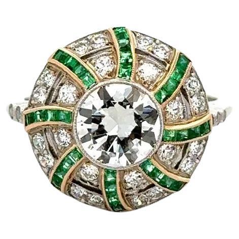 Red Carpet Vintage 1.28 Carat Diamond Emerald Platinum Statement Cocktail Ring For Sale