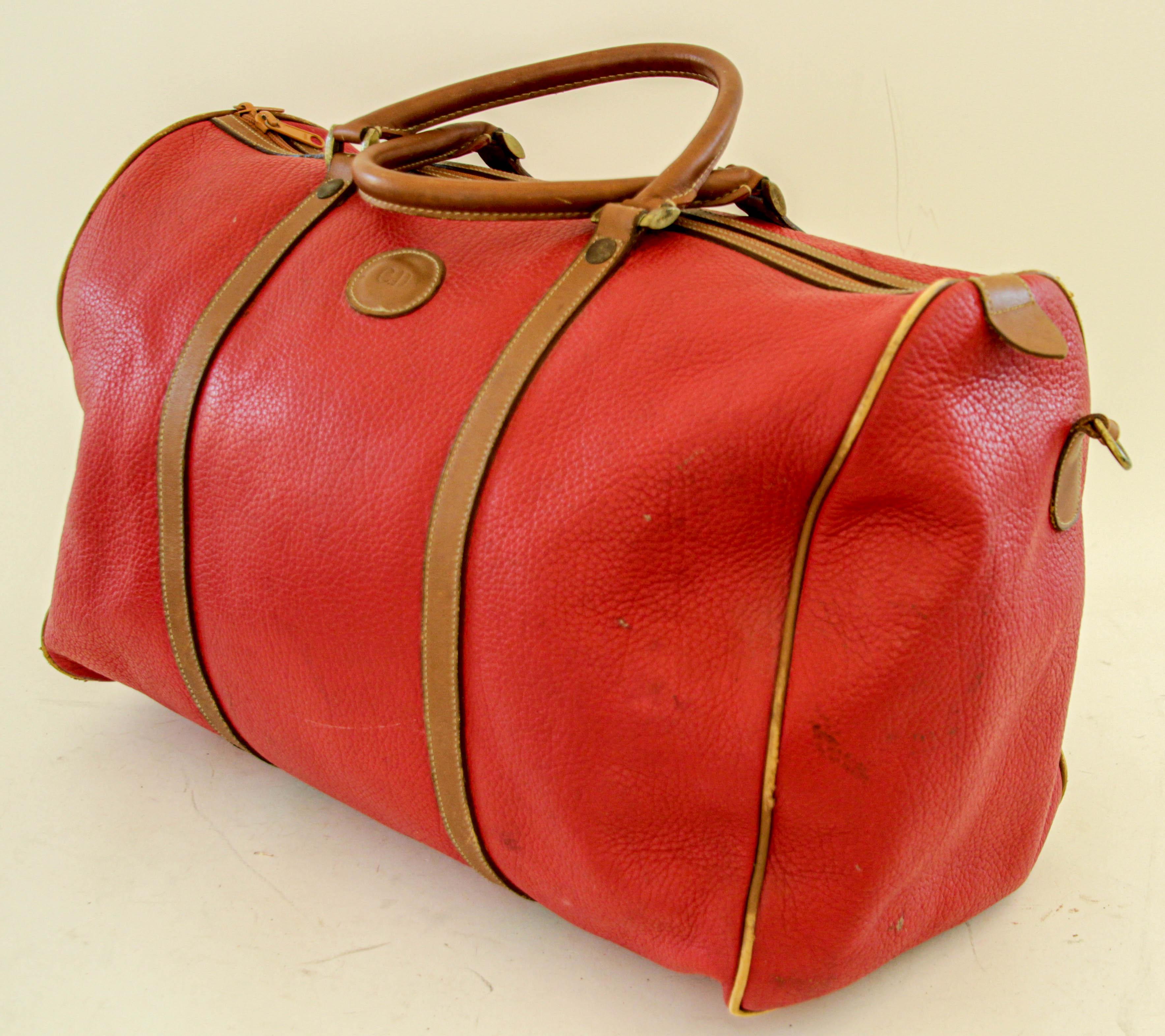 Red Caviar Vintage Leather Duffle Boston Bag For Sale 1