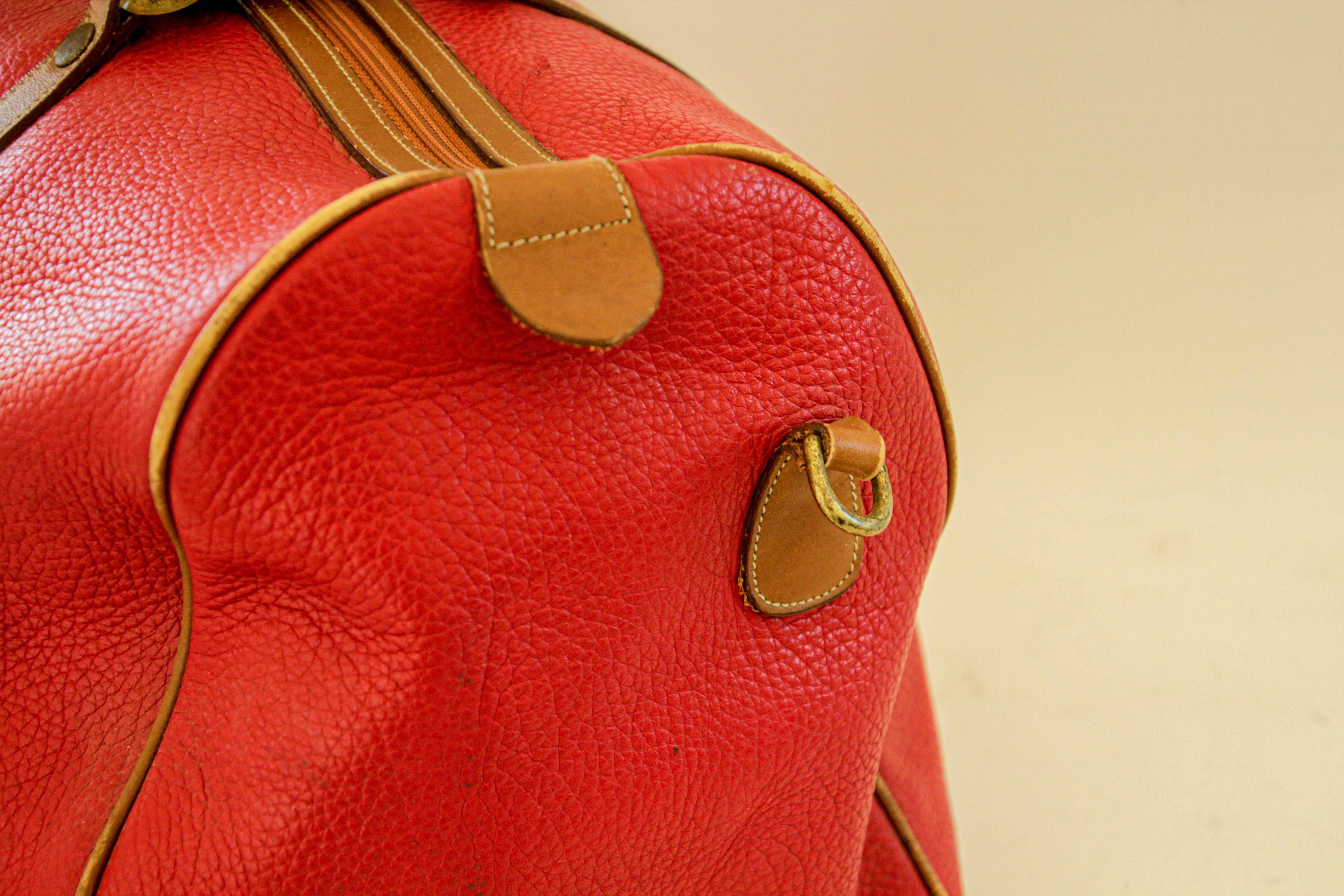 Red Caviar Vintage Leather Duffle Boston Bag For Sale 2