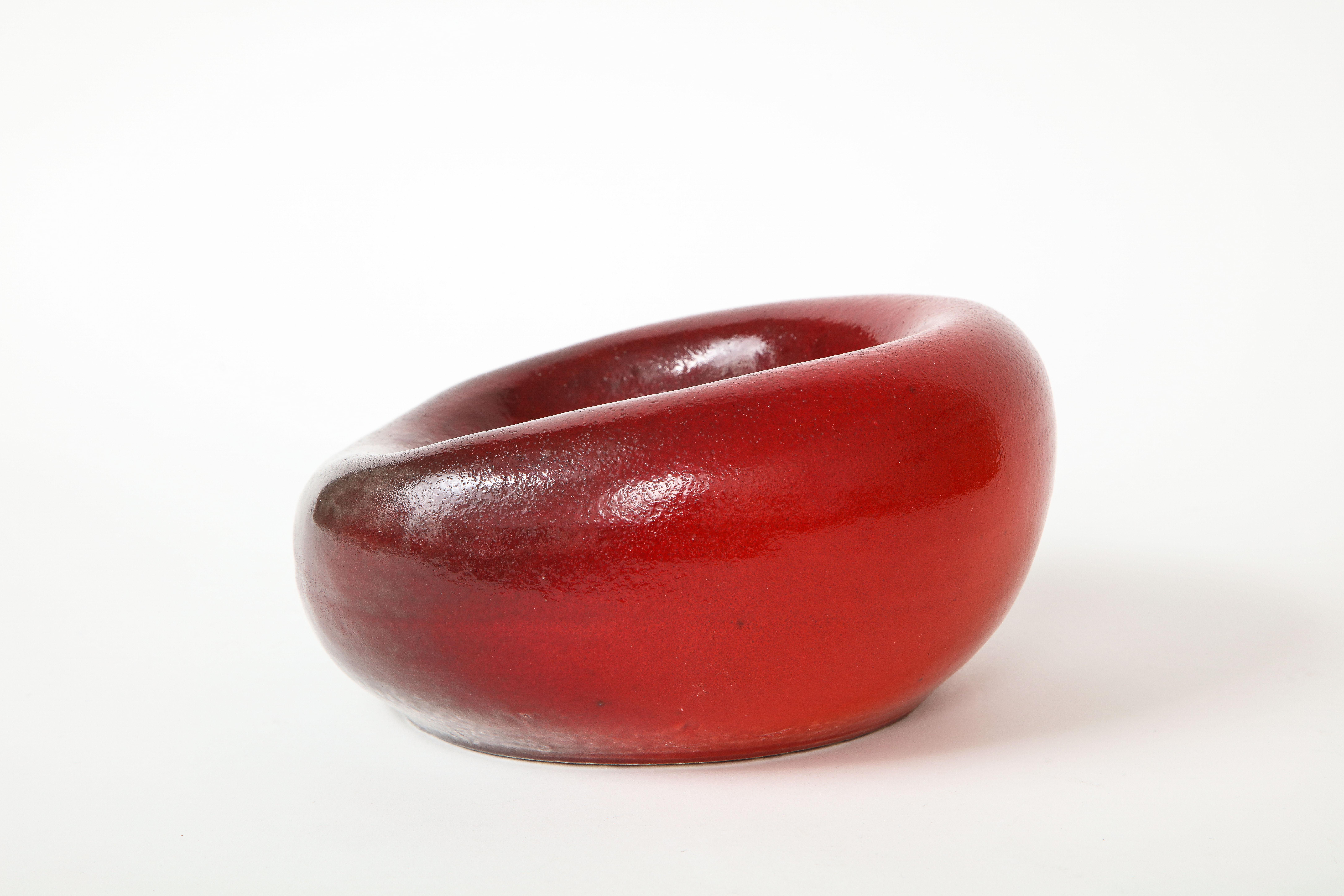 Red Ceramic Bowl in the Manner of Denise Gatard, France, 20th Century In Good Condition In New York City, NY