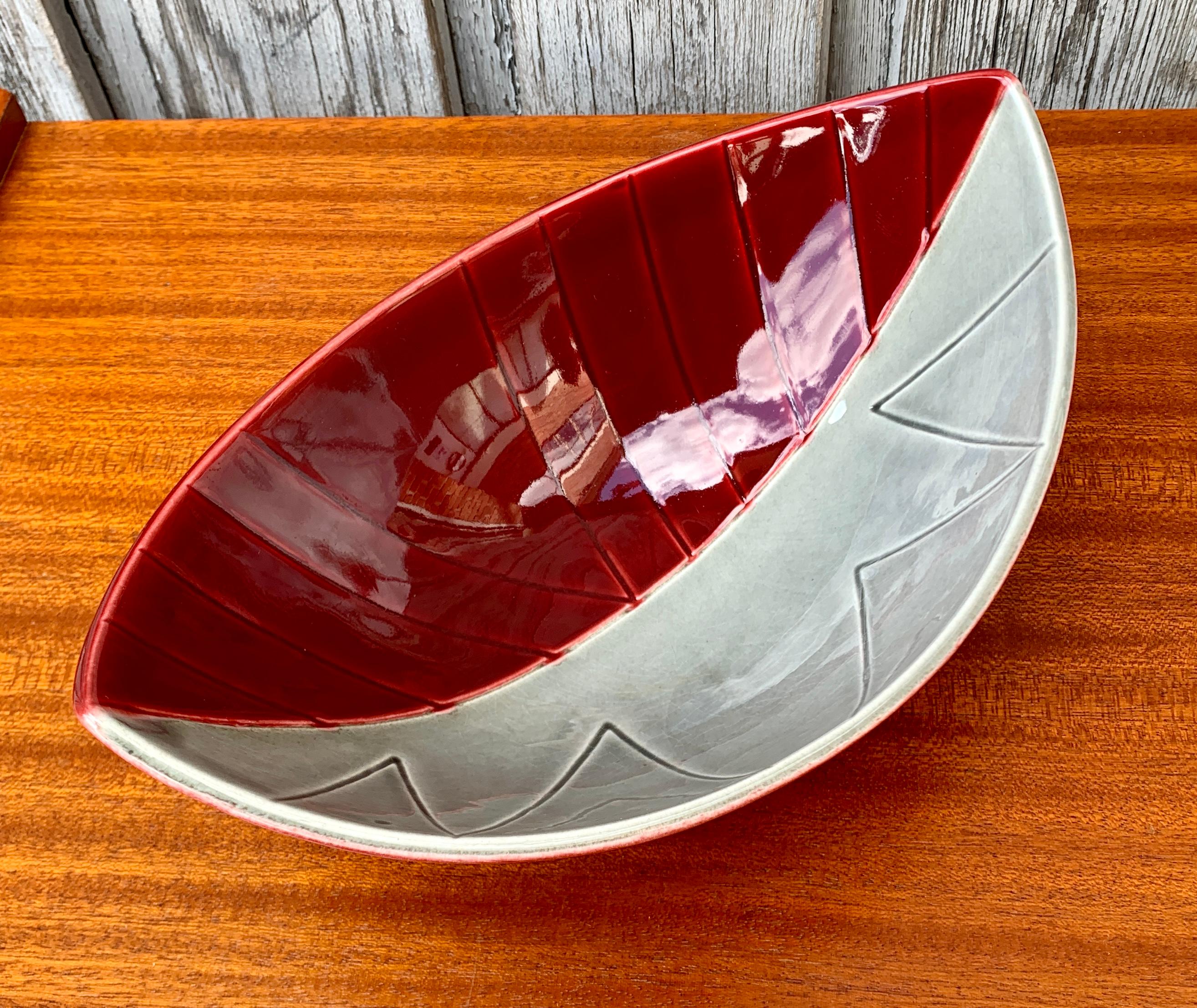 Red Ceramic California Bowl by Stålhane for Rörstran, Sweden Mid-Century Modern  For Sale 5