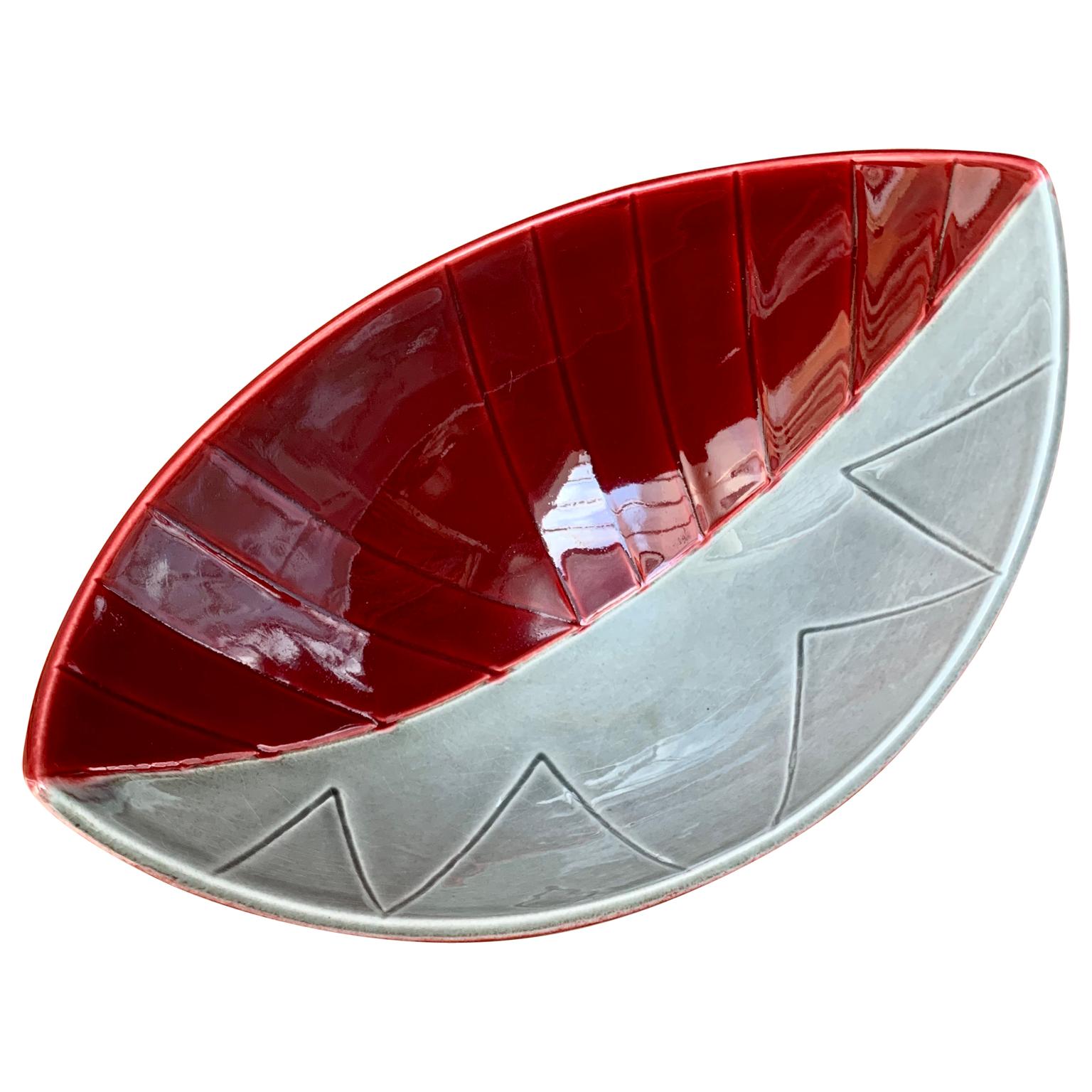 20th Century Red Ceramic California Bowl by Stålhane for Rörstran, Sweden Mid-Century Modern  For Sale