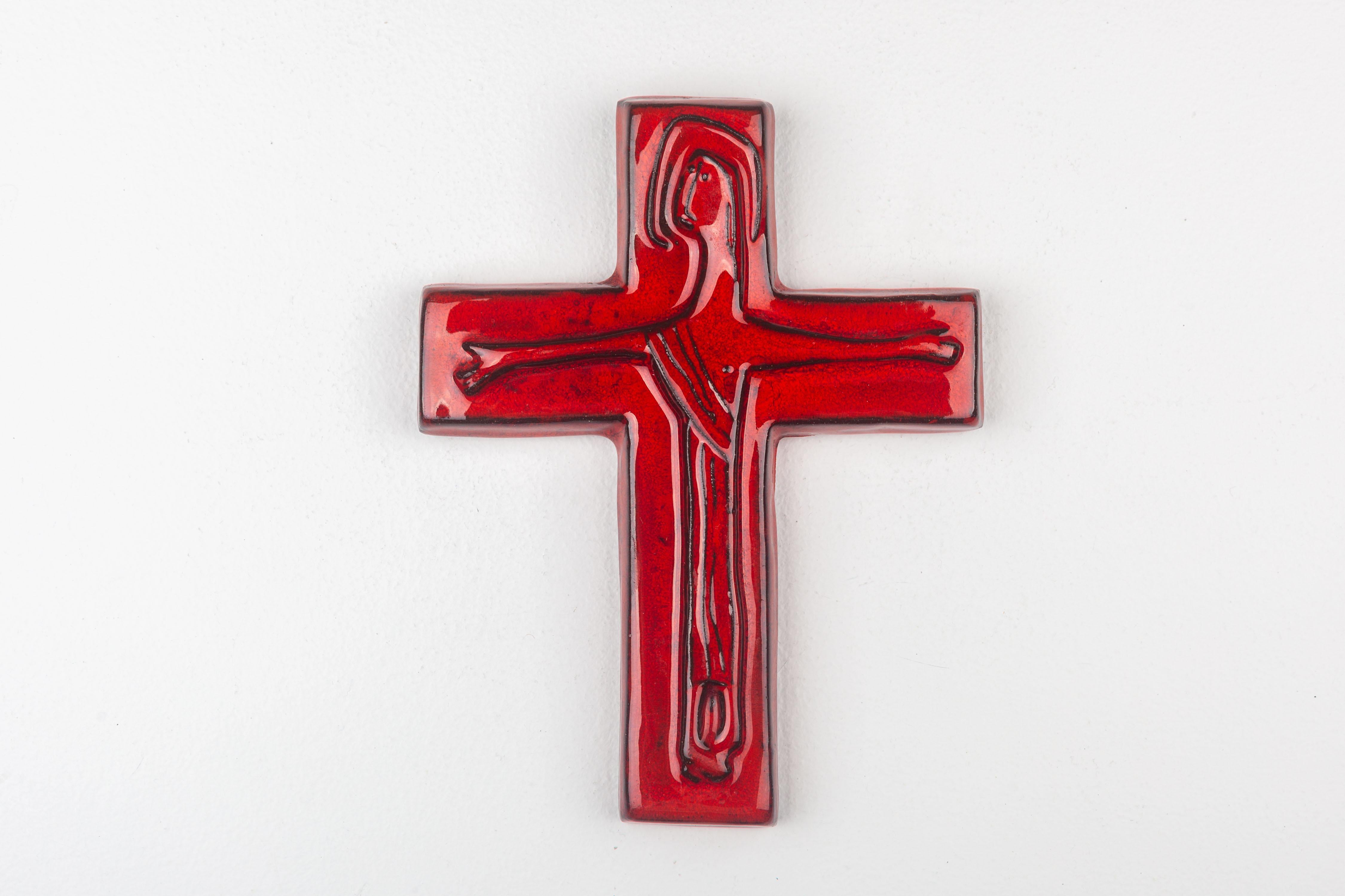 Red Ceramic Cross with Christ Figure, a Modernist Northern European Collectible For Sale 5