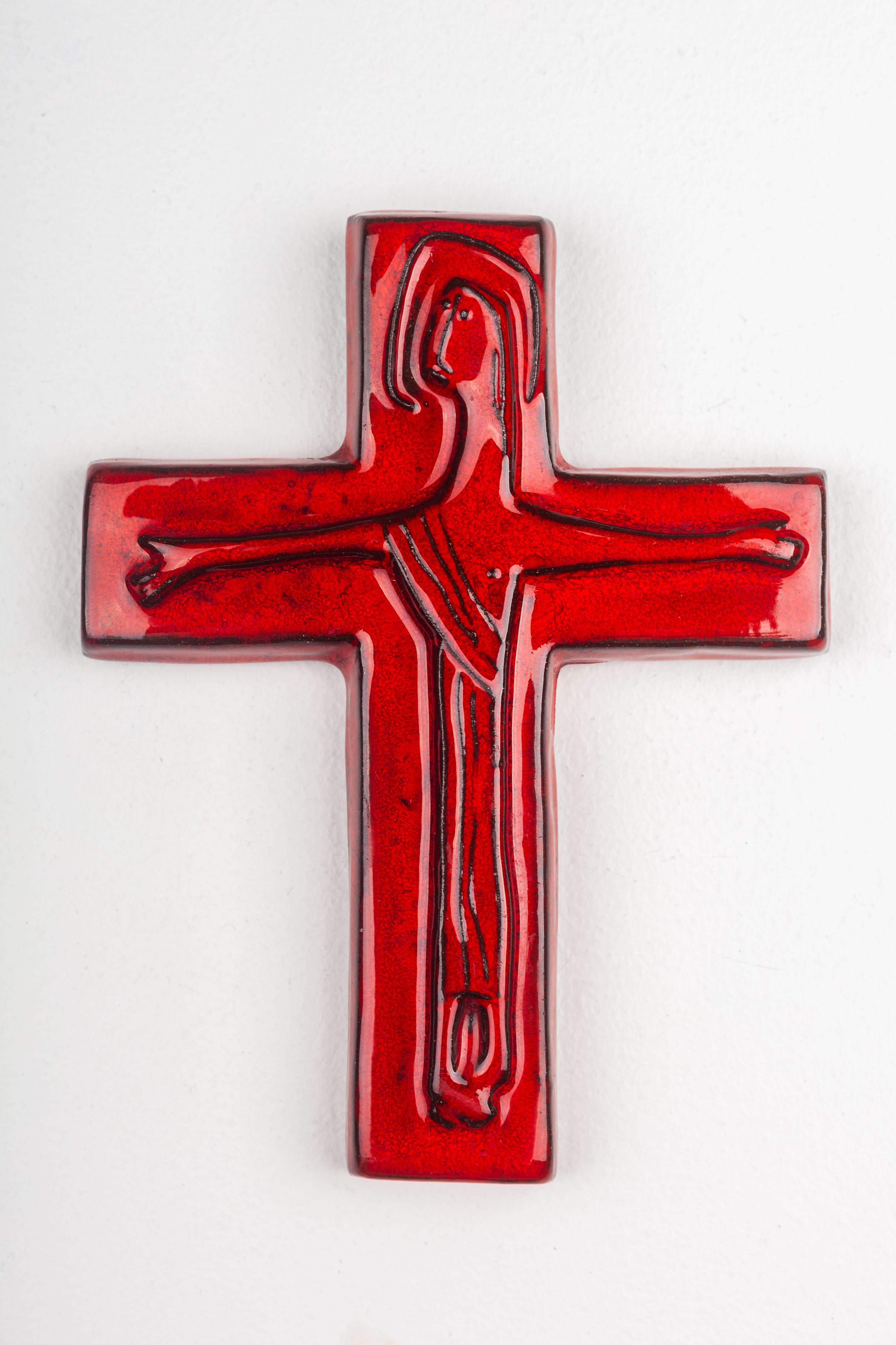 Red Ceramic Cross with Christ Figure, a Modernist Northern European Collectible For Sale 7