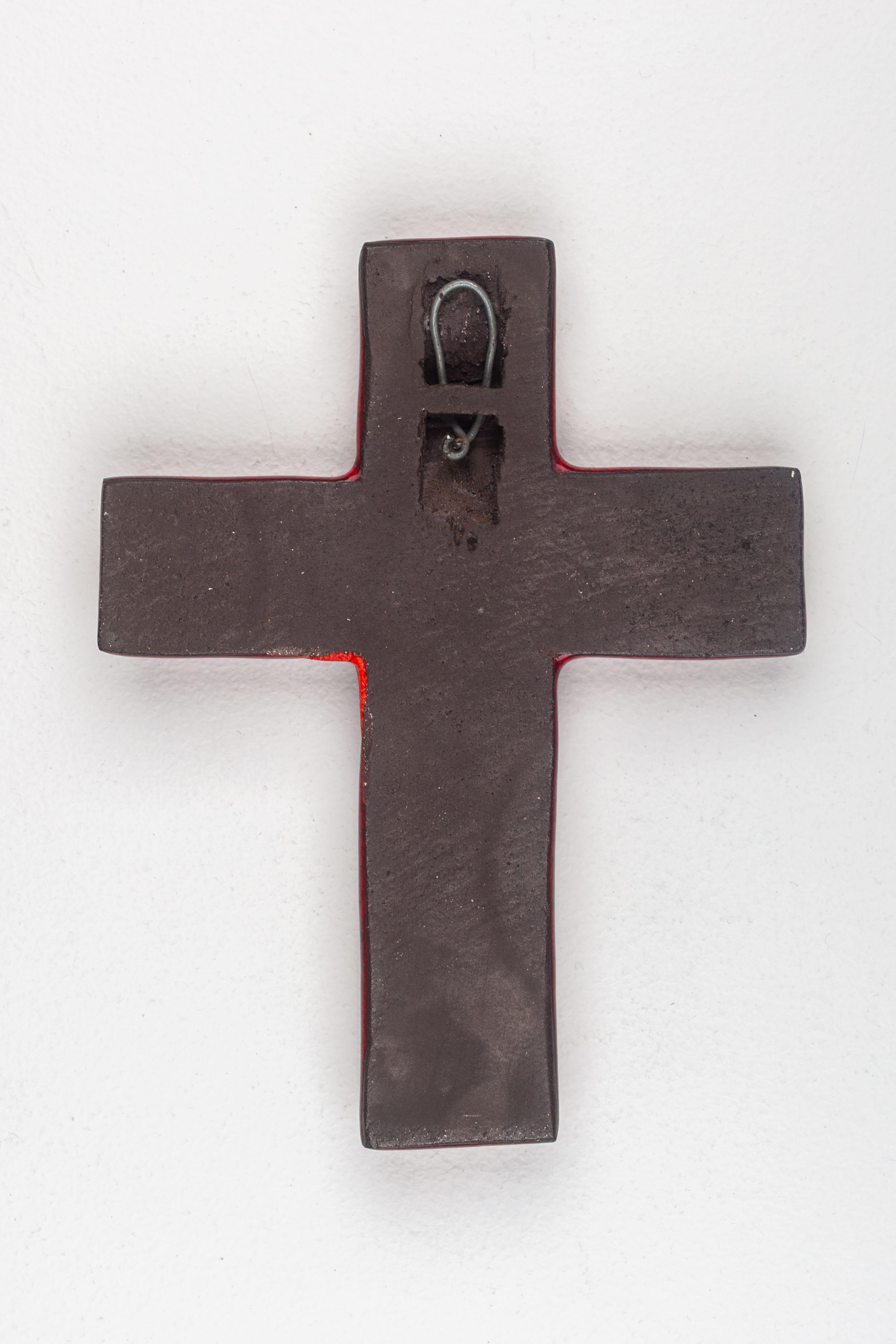 Red Ceramic Cross with Christ Figure, a Modernist Northern European Collectible For Sale 1