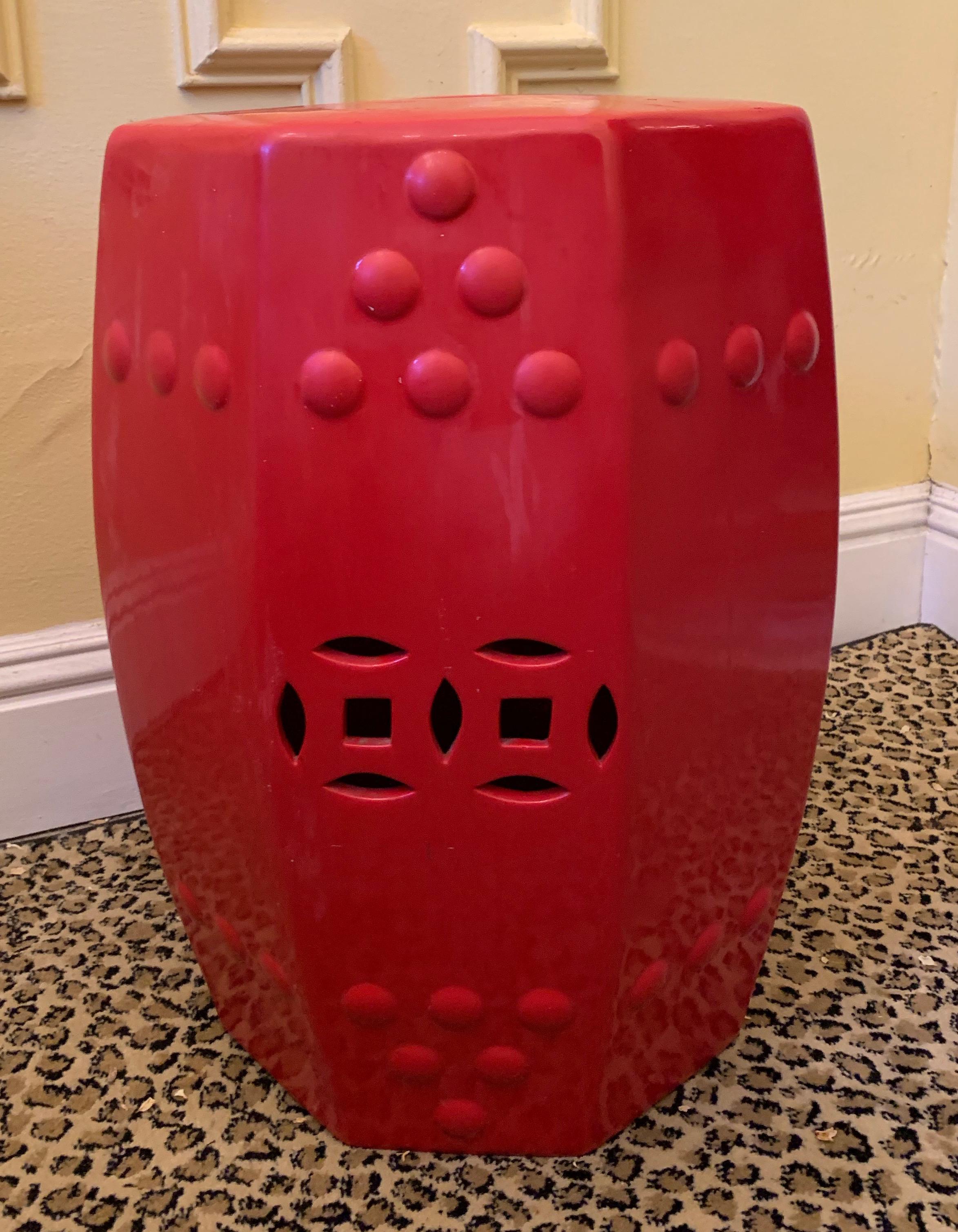 Red Ceramic Garden Stool Side Table In Good Condition In Los Angeles, CA