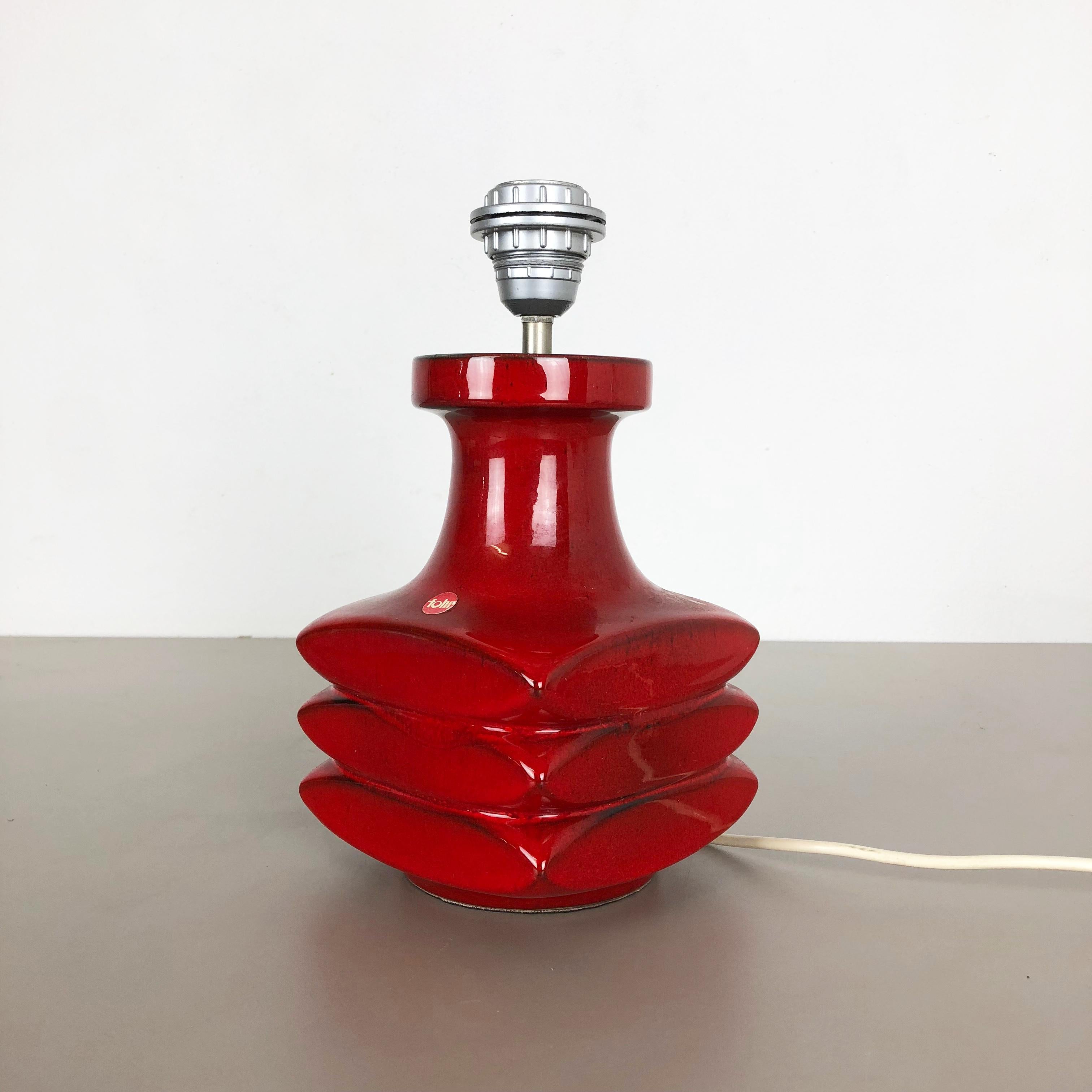 Article:

Ceramic table light


Producer:

F, Germany


Designer:

Cari Zalloni




Decade:

1970s





This original vintage ceramic Pottery light base was designed in the 1970s by Cari Zalloni. this red base element was
