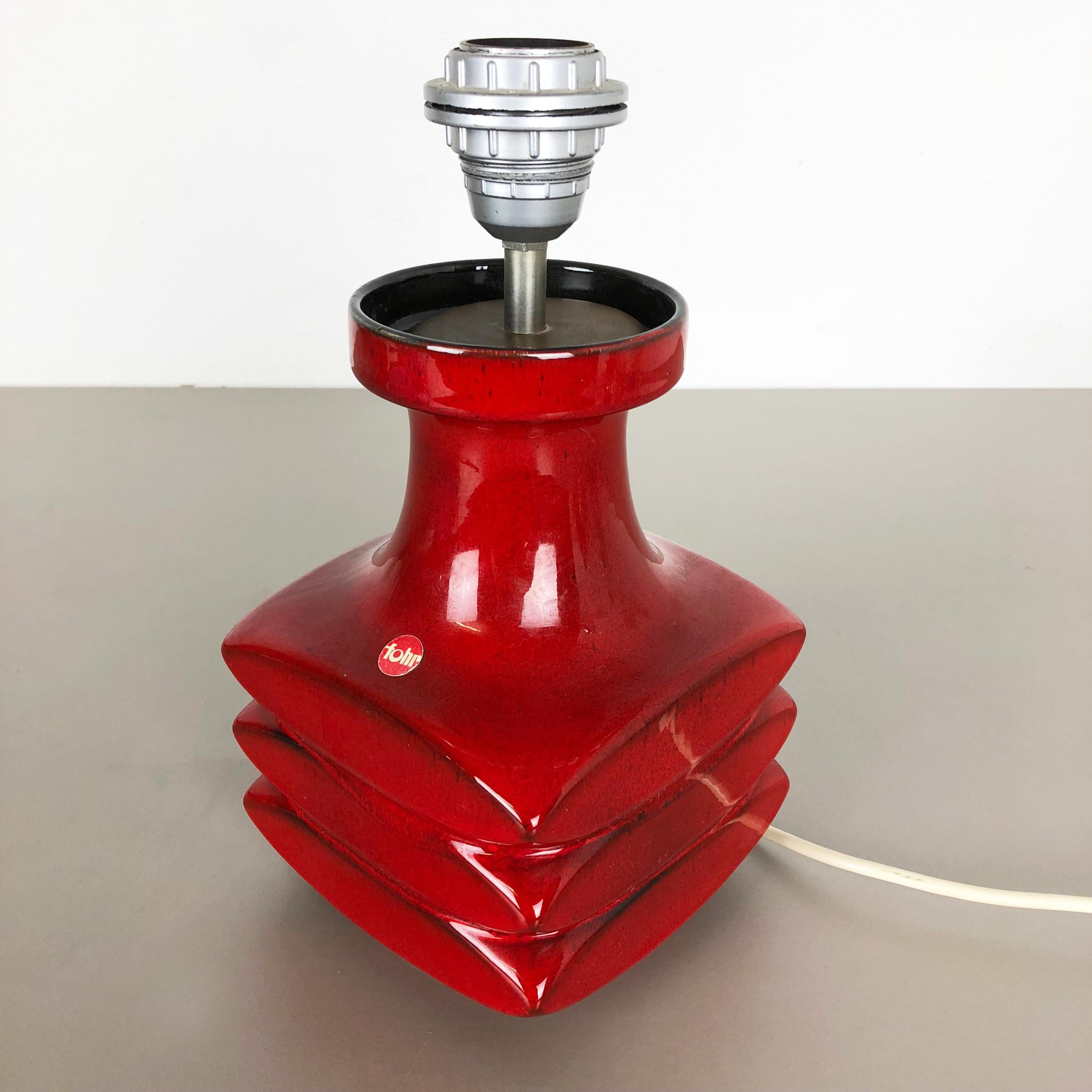Allemand Lampe de table en céramique rouge Studio Pottery de Cari Zalloni pour Fohr, Allemagne, années 1970 en vente