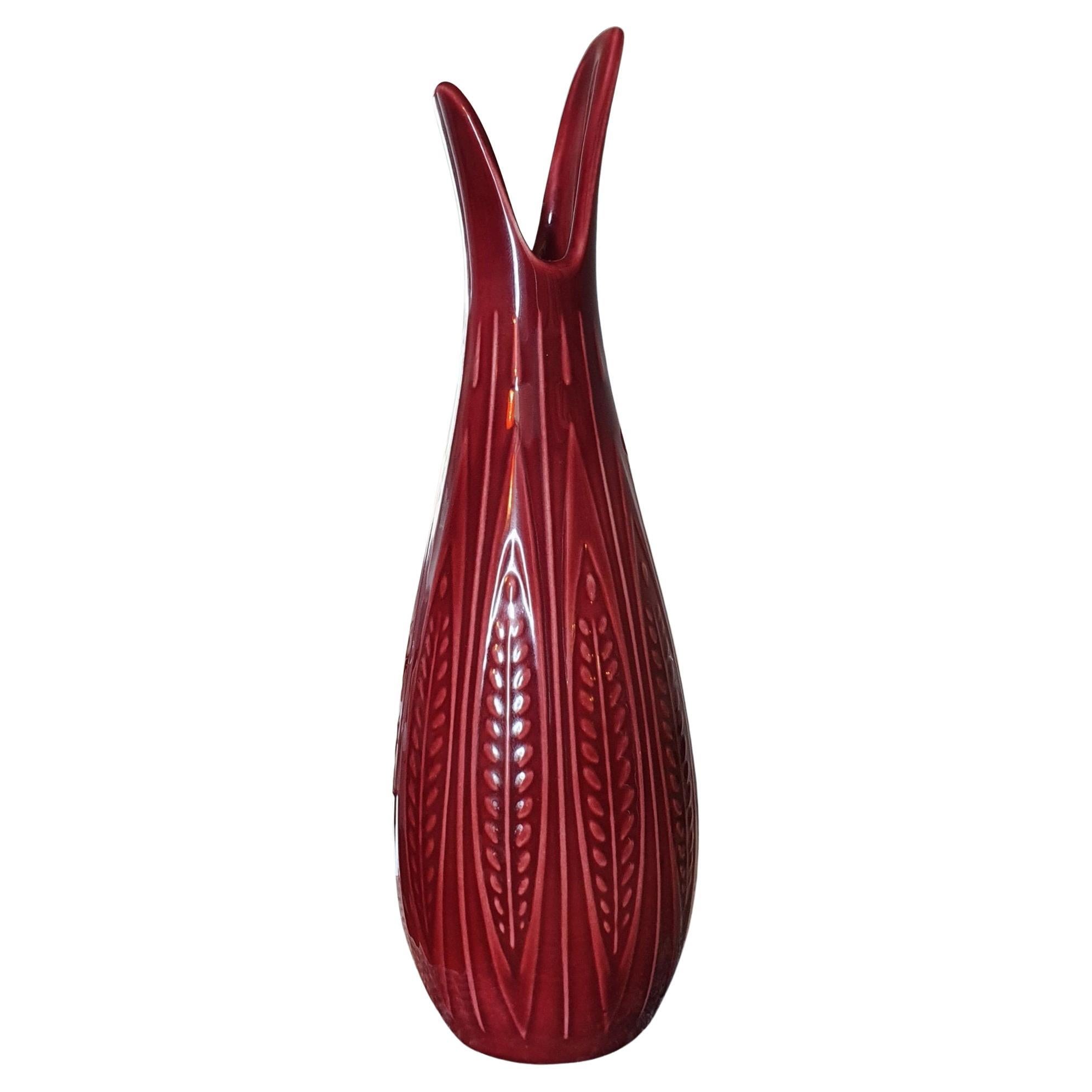  Gunnar Nylund Red Ceramic Vase for Rörstrand  Sweden For Sale