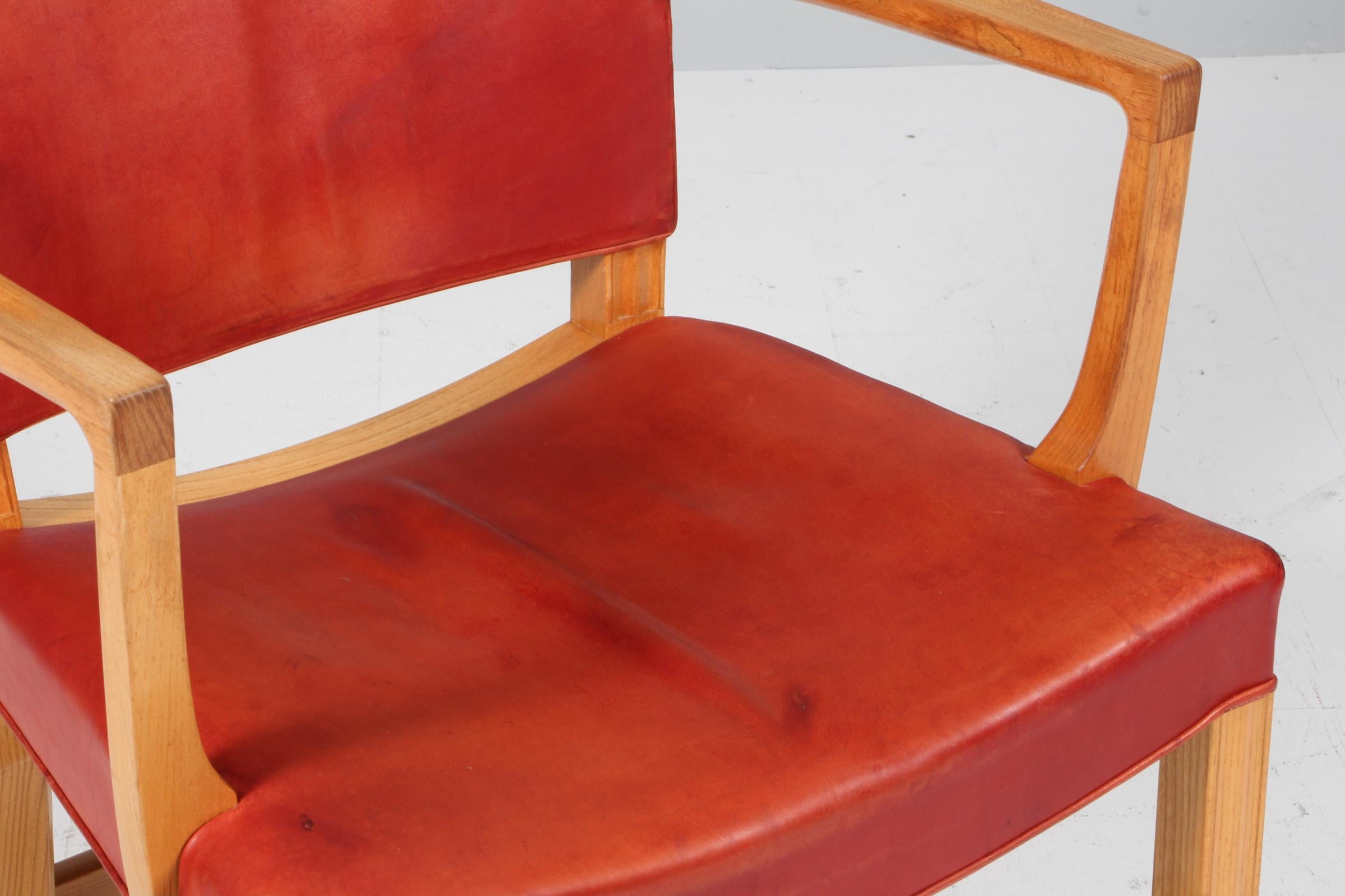 Danish Red Chair by Kaare Klint for Rud Rasmussen, Elm and original patinated leather For Sale