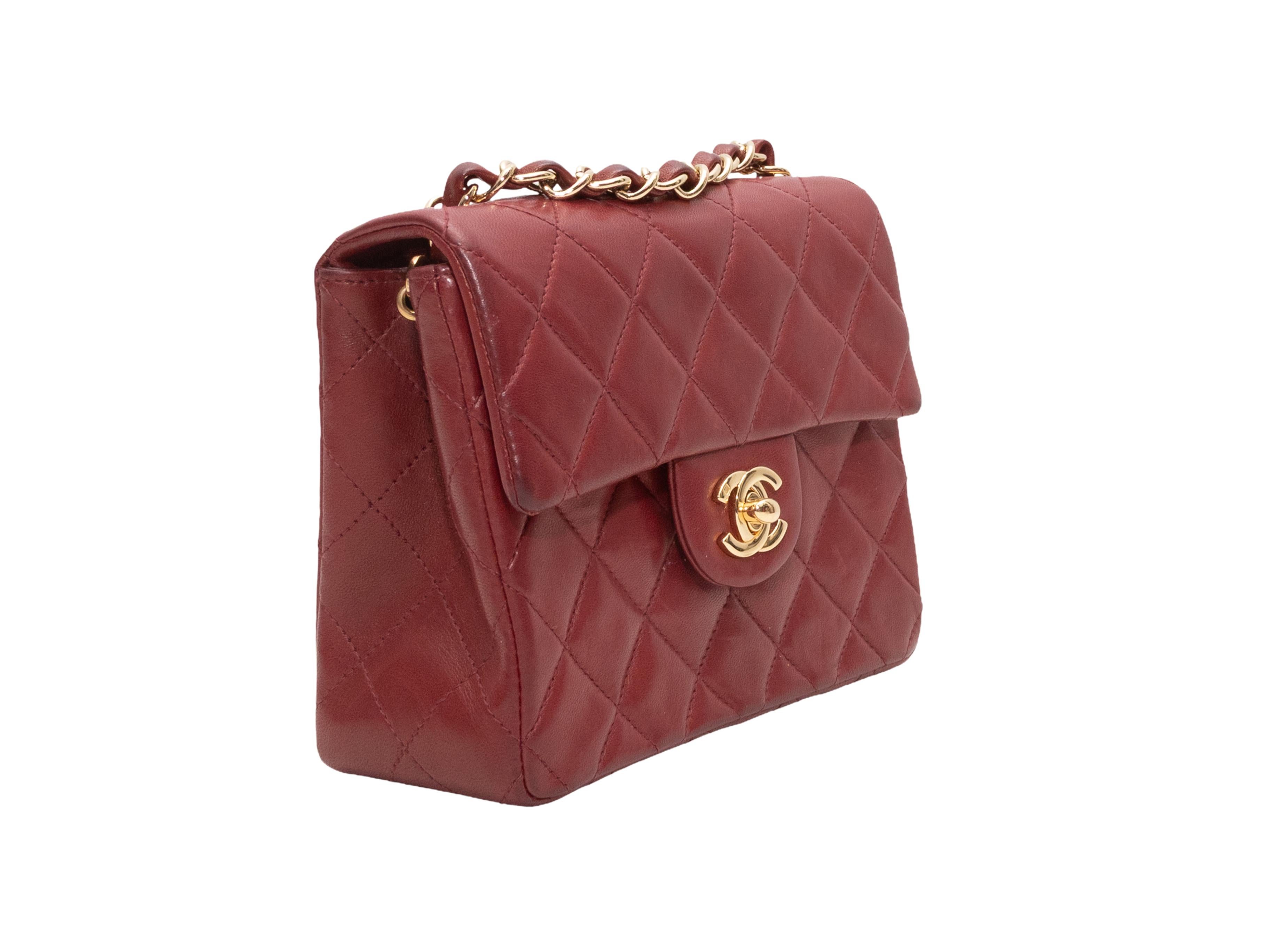 Marrone Borsa Chanel quadrata rossa con mini patta in vendita