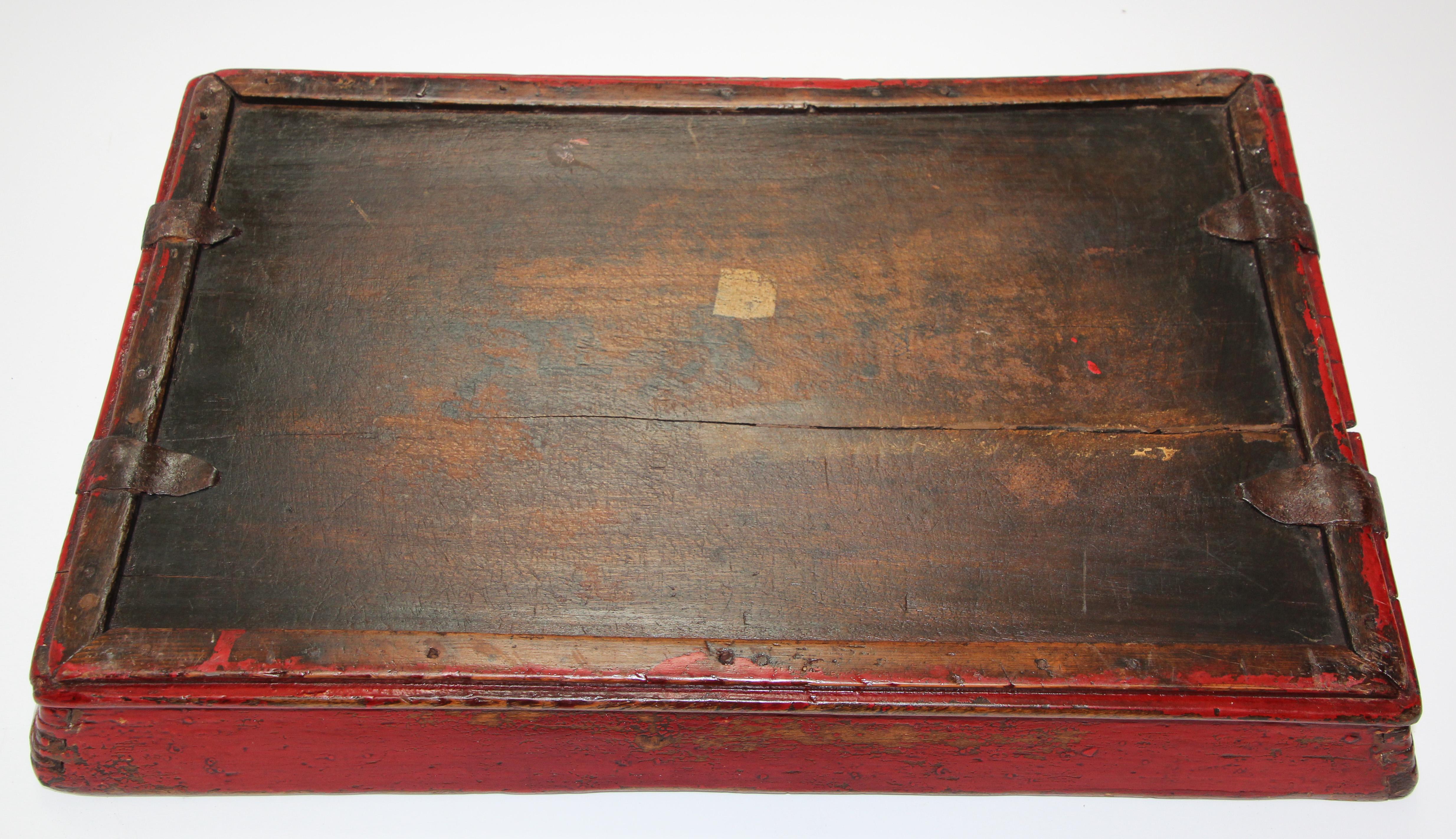 Red Chinese Antique Hand Painted Wood Serving Tray For Sale 4