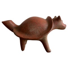 Figura di armadillo in argilla rossa di Colima, Messico, VII secolo circa