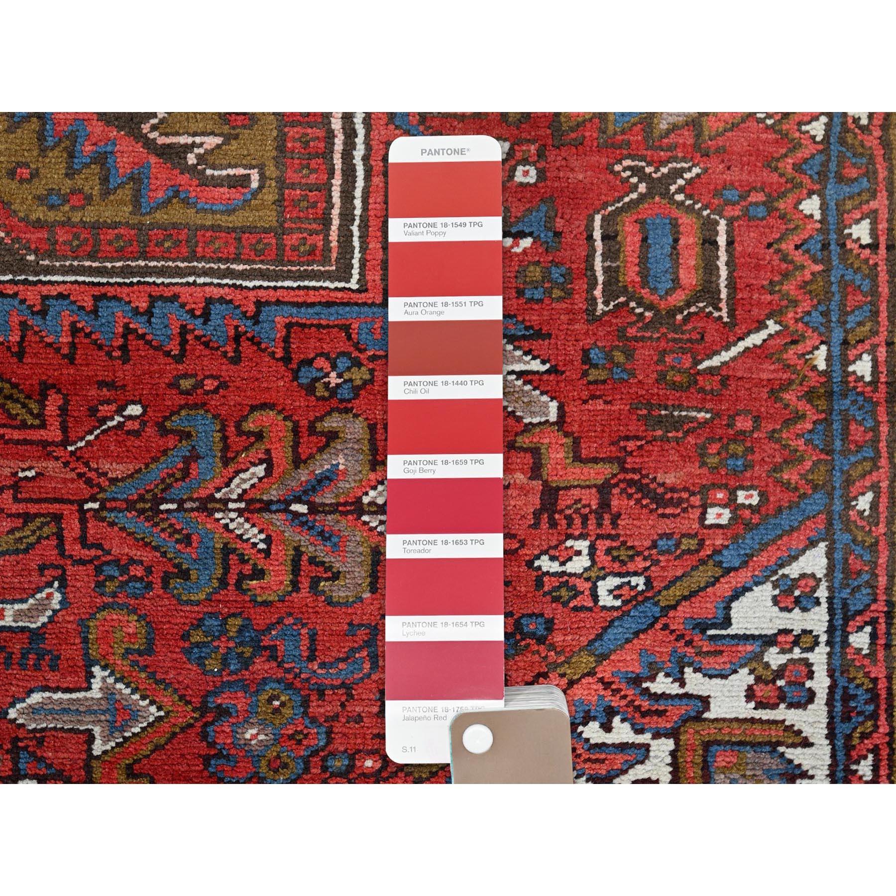 Red Clean Pure Wool Worn Down Vintage Vintage Persian Heriz Hand Knotted Rug For Sale 2