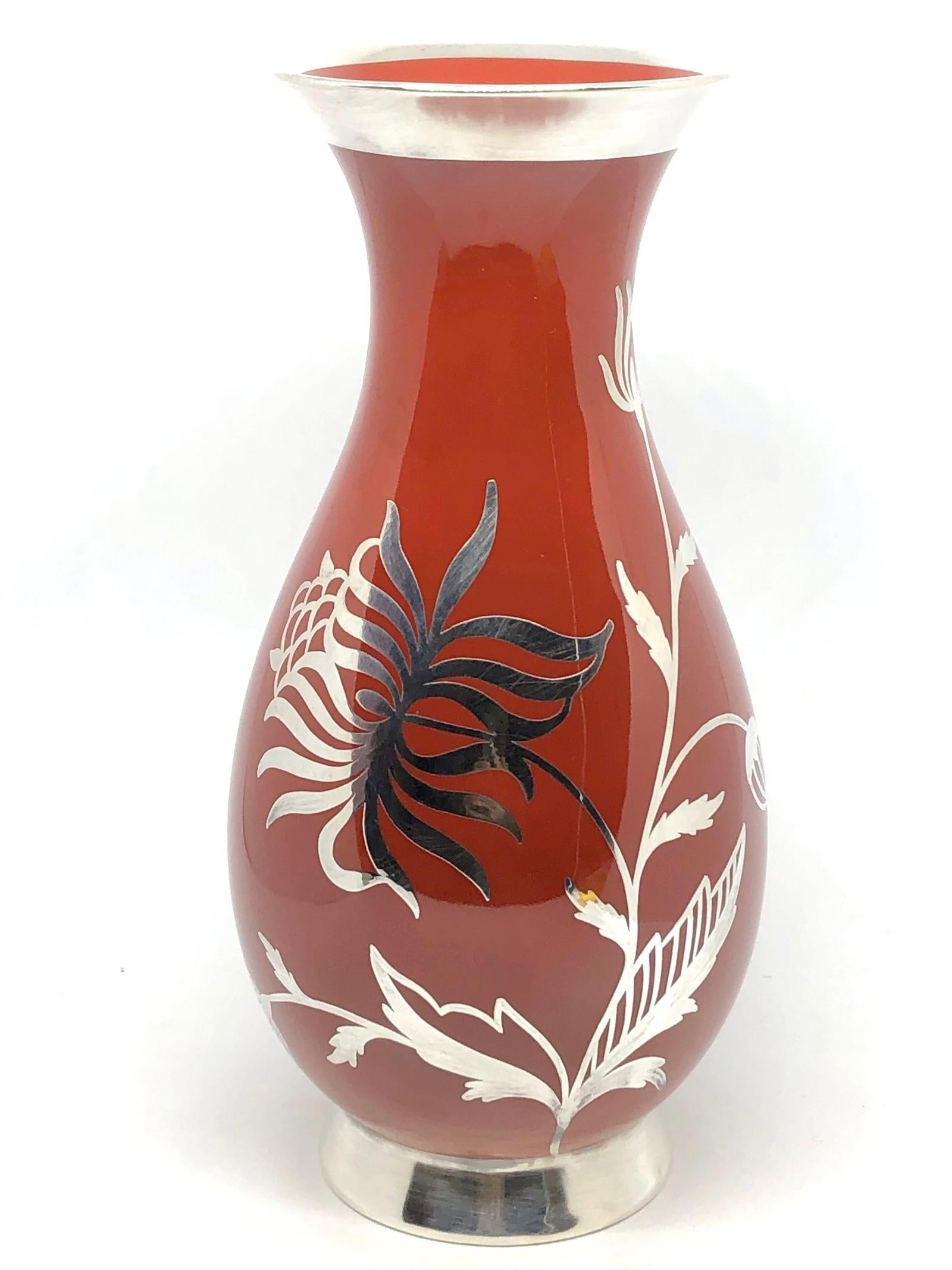 An amazing china porcelain studio art pottery vase made in Germany, by Furstenberg, circa 1930s or older. Vase is in very good condition with no chips, cracks, or flea bites. Signed like seen in the picture.