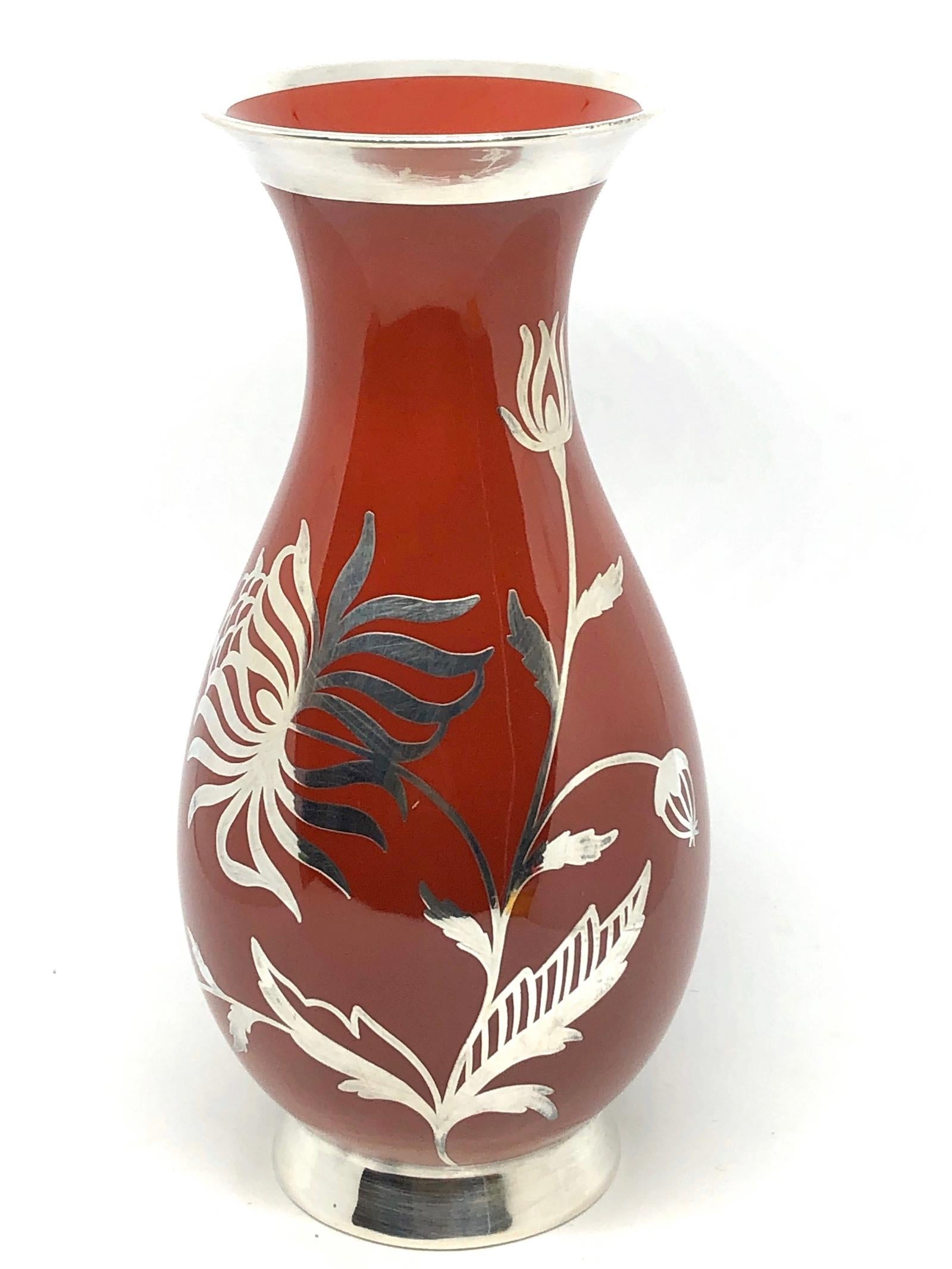 Allemand Vase à superposition d'argent de couleur rouge par Furstenberg, Allemagne, années 1930