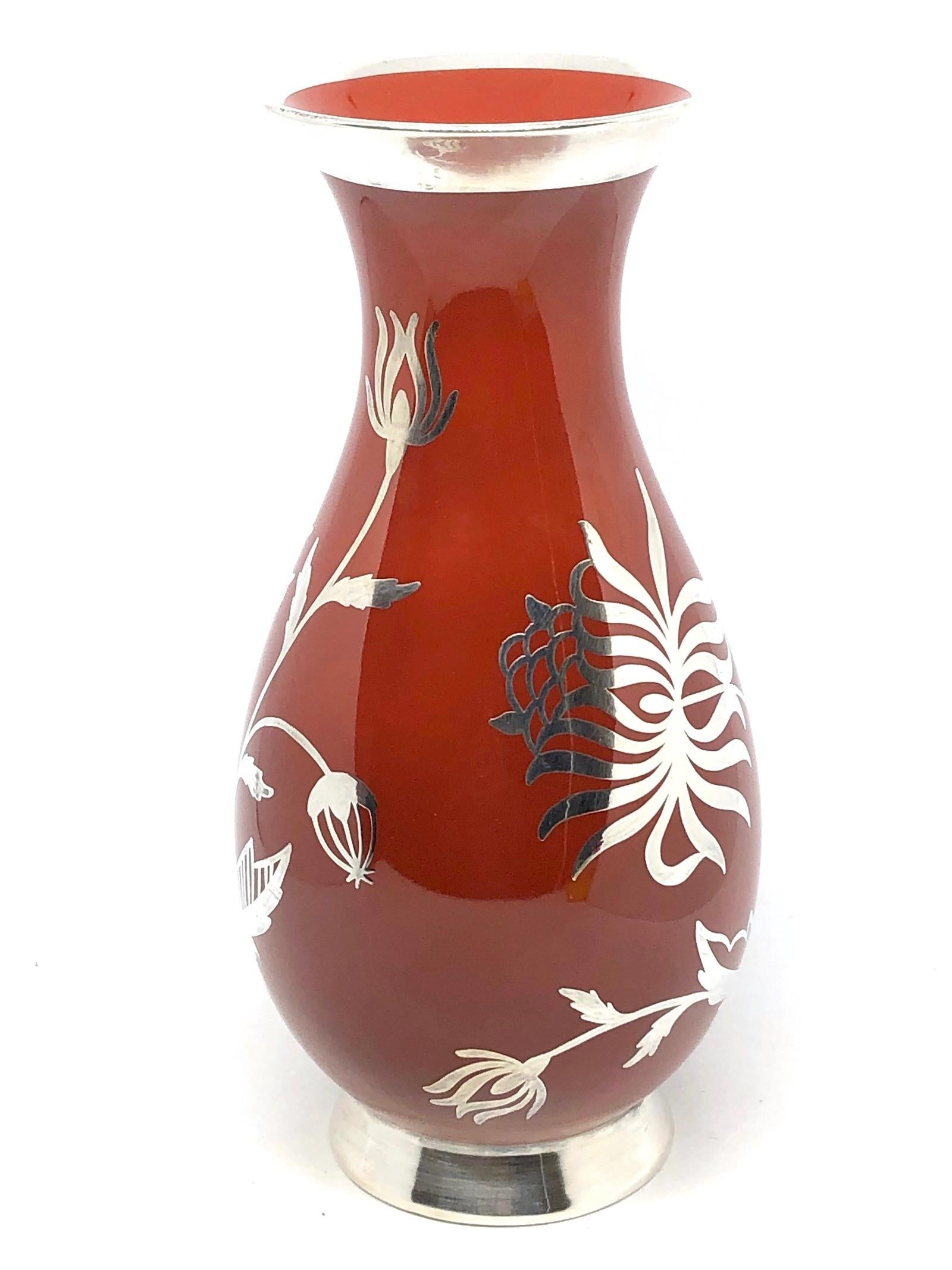 Rote Vase aus rotem Silber mit Überfang von Furstenberg Deutschland, 1930er Jahre (Mitte des 20. Jahrhunderts) im Angebot