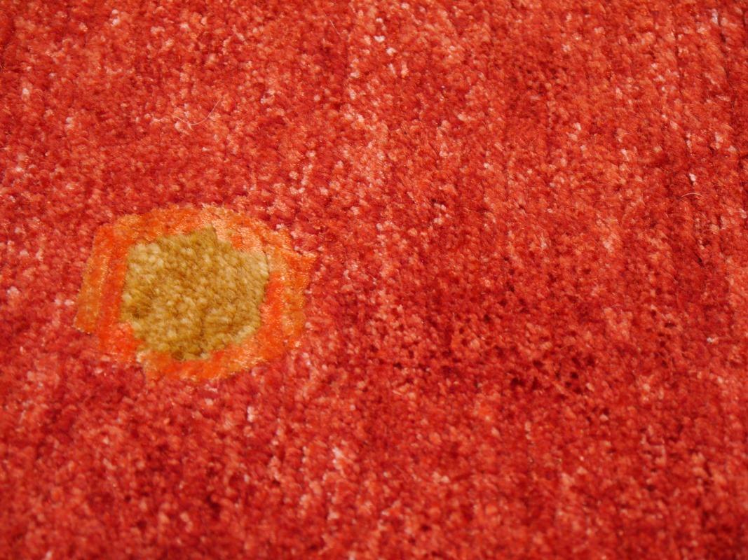 Rot Contemporary Design Teppich Handgeknüpft Wolle und Seide Djoharian Collection im Angebot 2