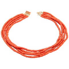 Collar de cuatro vueltas de coral de oro de 14 quilates de mediados de siglo