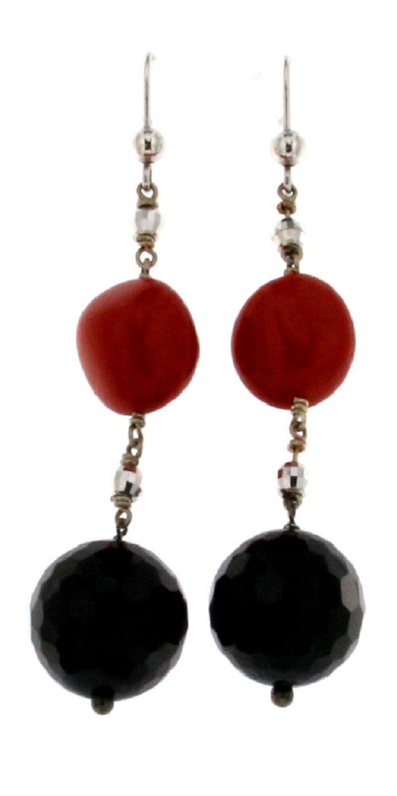 Red Coral and Onyx White Gold Earrings In New Condition For Sale In Milano, Lombardia