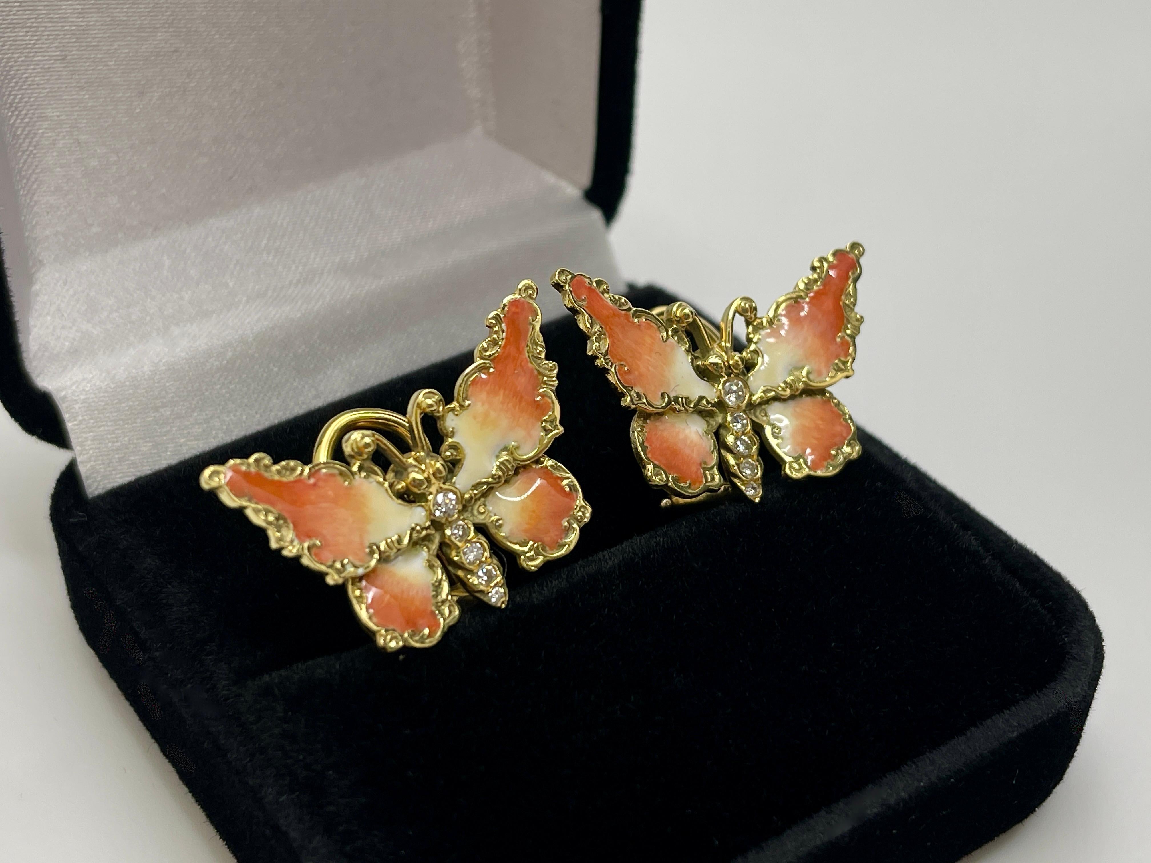 Set aus Halskette und Ohrringen, rote Koralle Perlen 18 Karat Gelbgold Schmetterlingsverschluss im Angebot 3