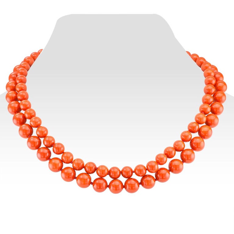 Red Coral Bead Diamond Gold Necklace For Sale at 1stdibs
