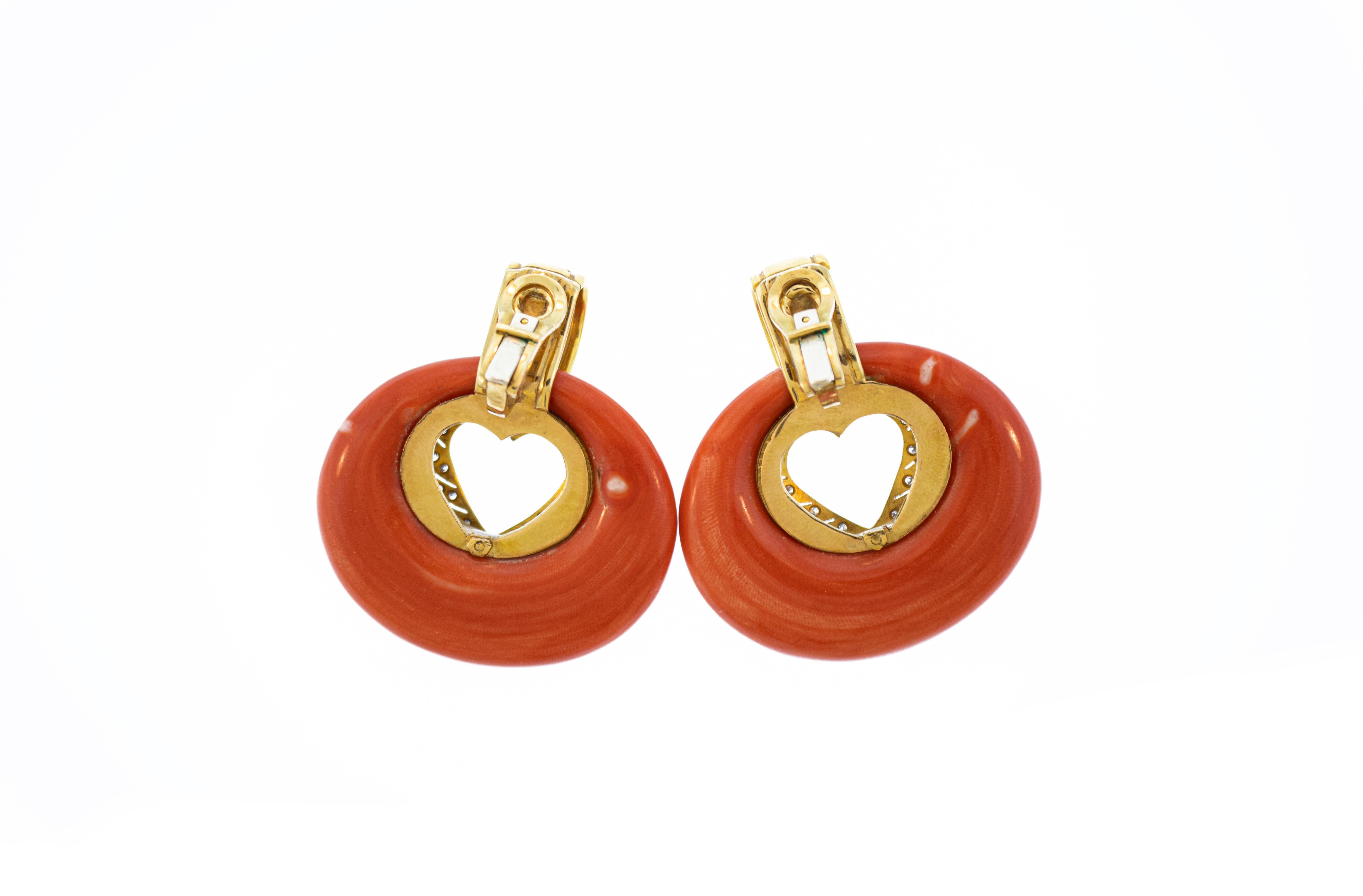 Rote Koralle Diamant 18 Karat Gold Creole-Ohrringe (Moderne) im Angebot