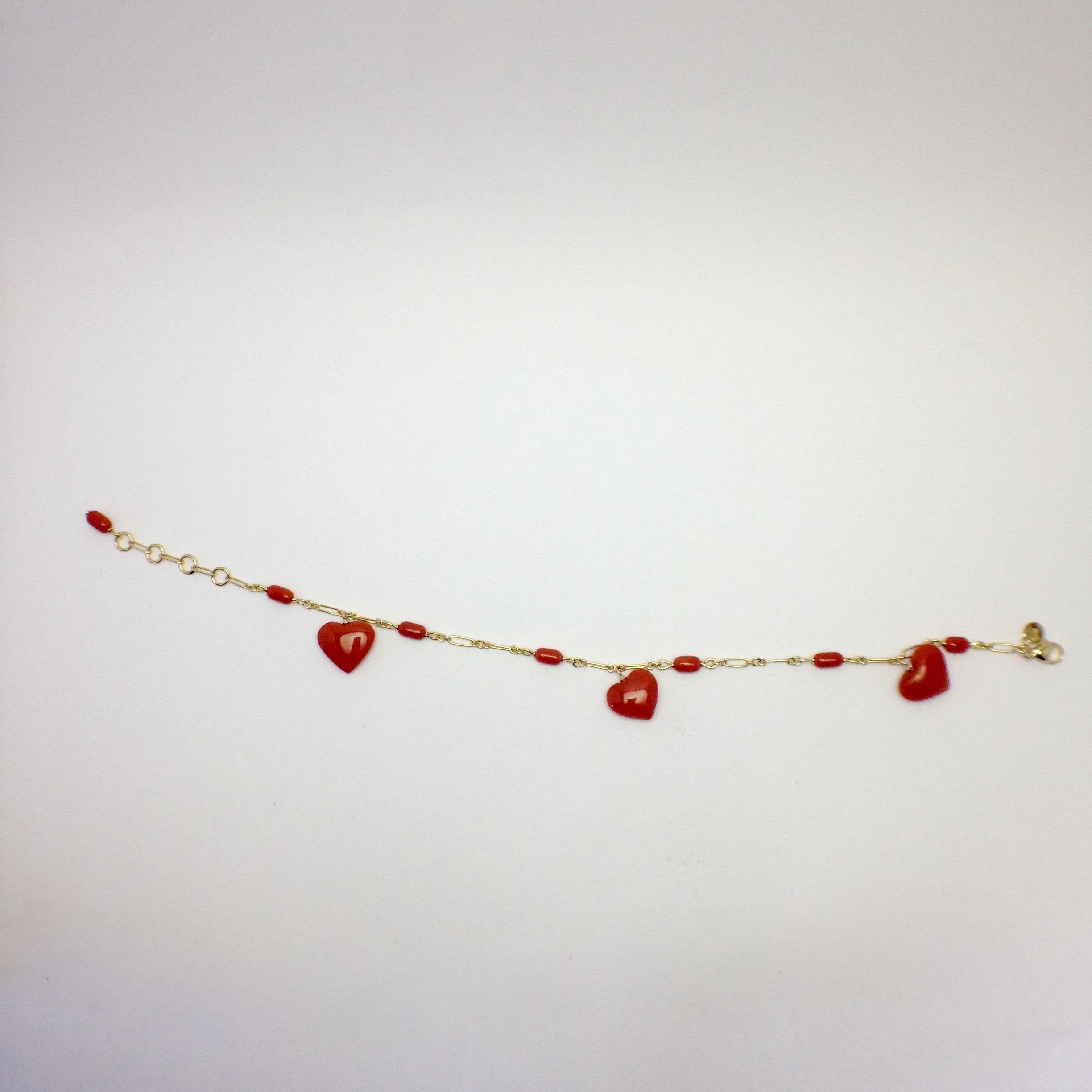 Petronilla Italian Natural Red Coral Heart Bracelet Handmade 18 Karat Gold 7
