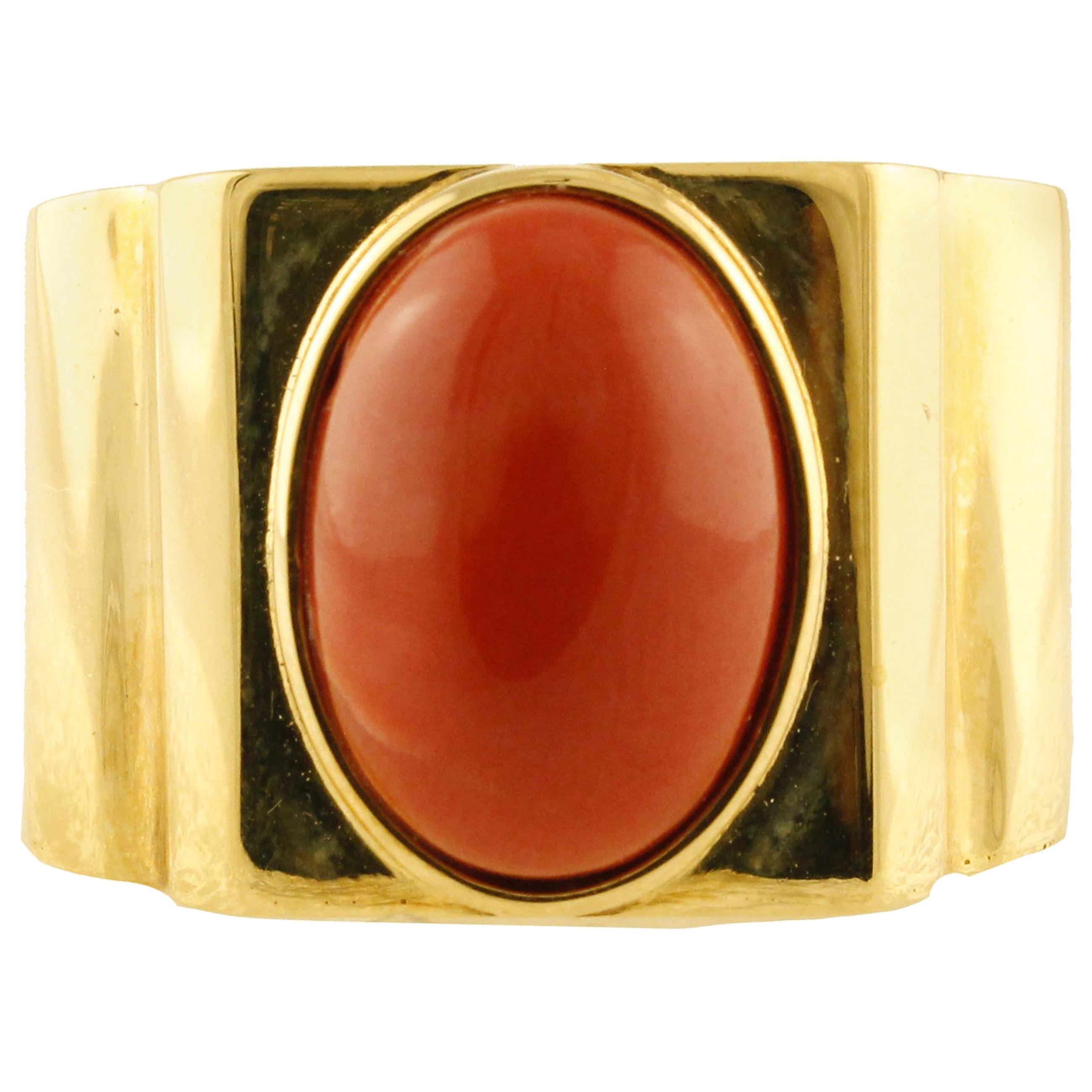 Red Coral Oval Shape 18 Karat Yellow Gold Ring
