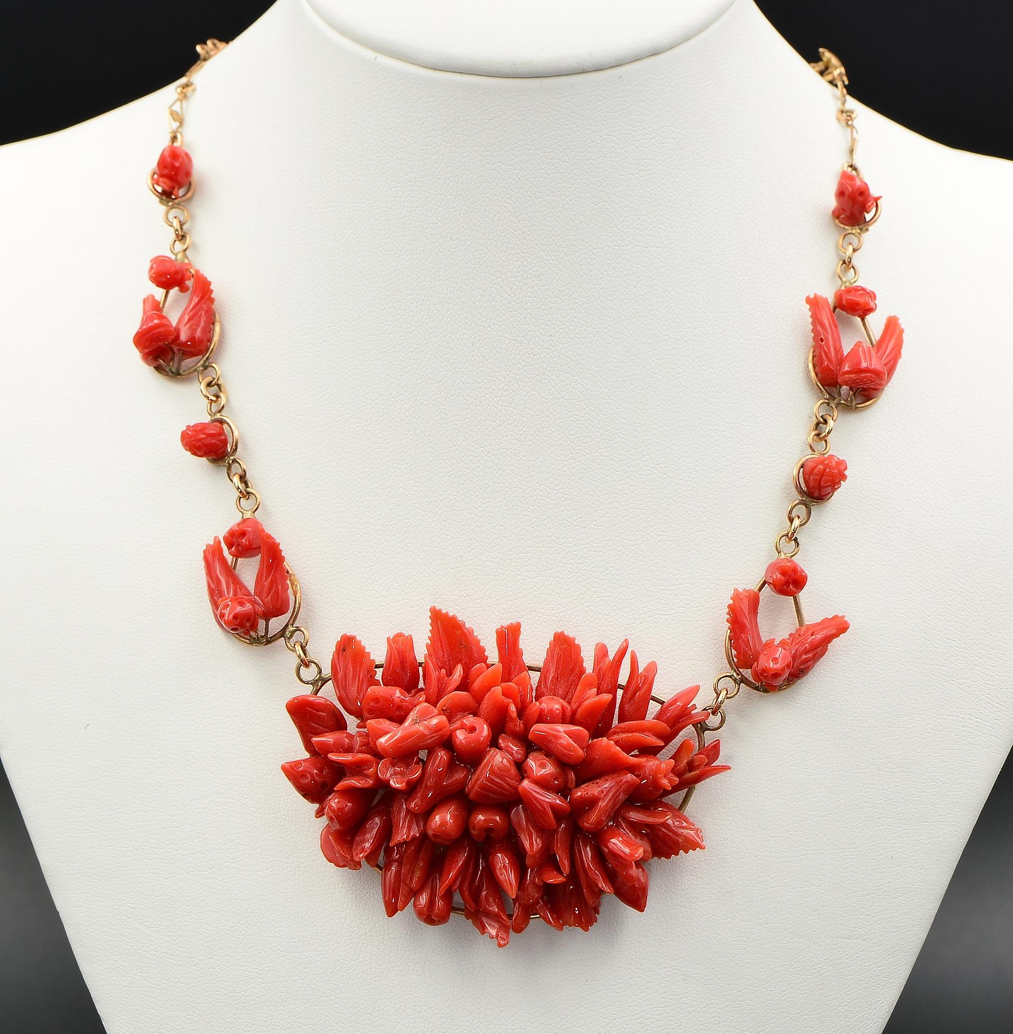 Coral Art
Antique 1920 ca, artistry made Tutti Frutti Coral full necklace
A centre wide panel of Tutti Frutti of attractive red Coral is set in the middle, this is entirely hand worked of Natural Red Coral, hand carved piece by piece in the form of