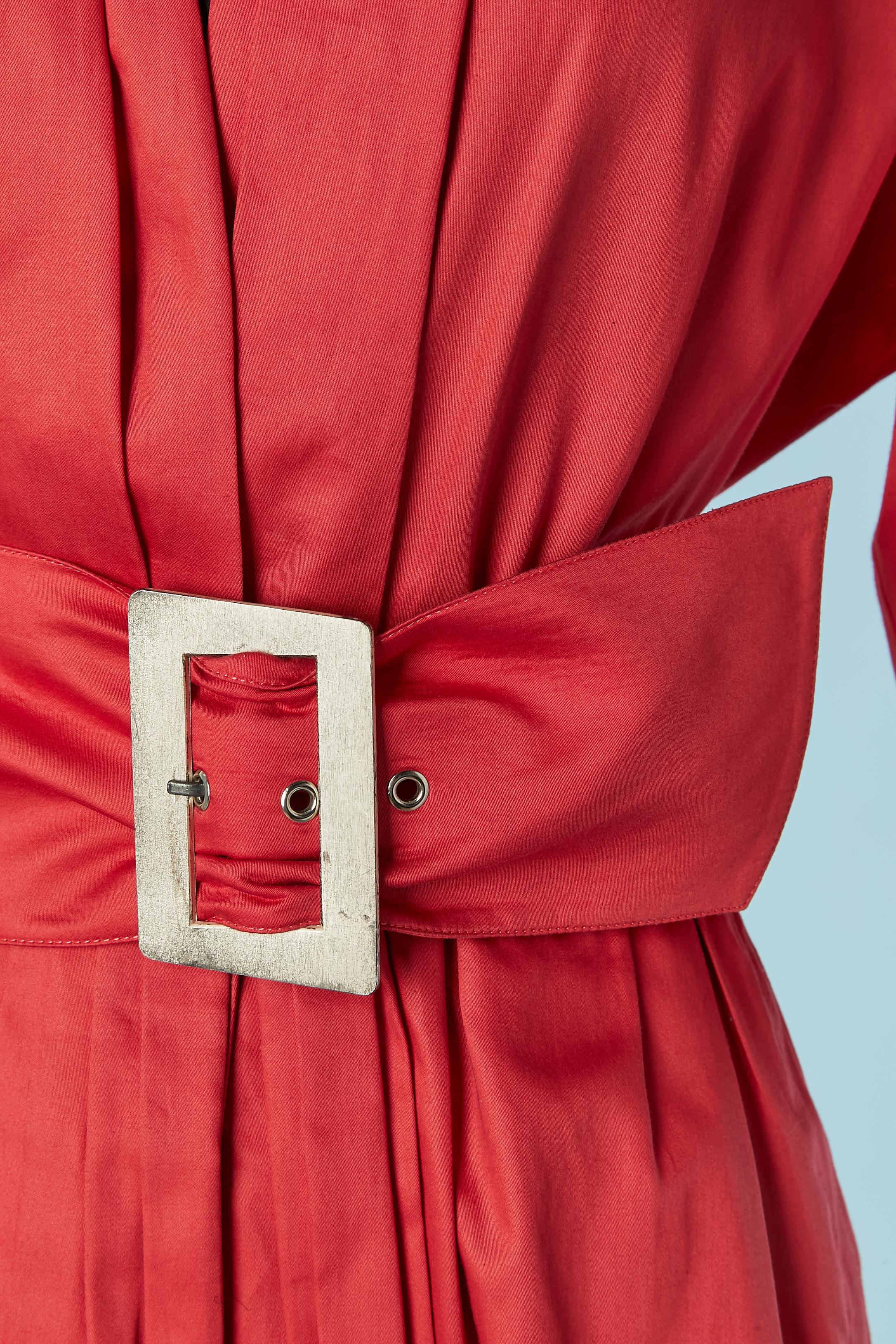 Rotes Baumwollkleid mit Gürtel THIERRY MUGLER im Zustand „Hervorragend“ im Angebot in Saint-Ouen-Sur-Seine, FR