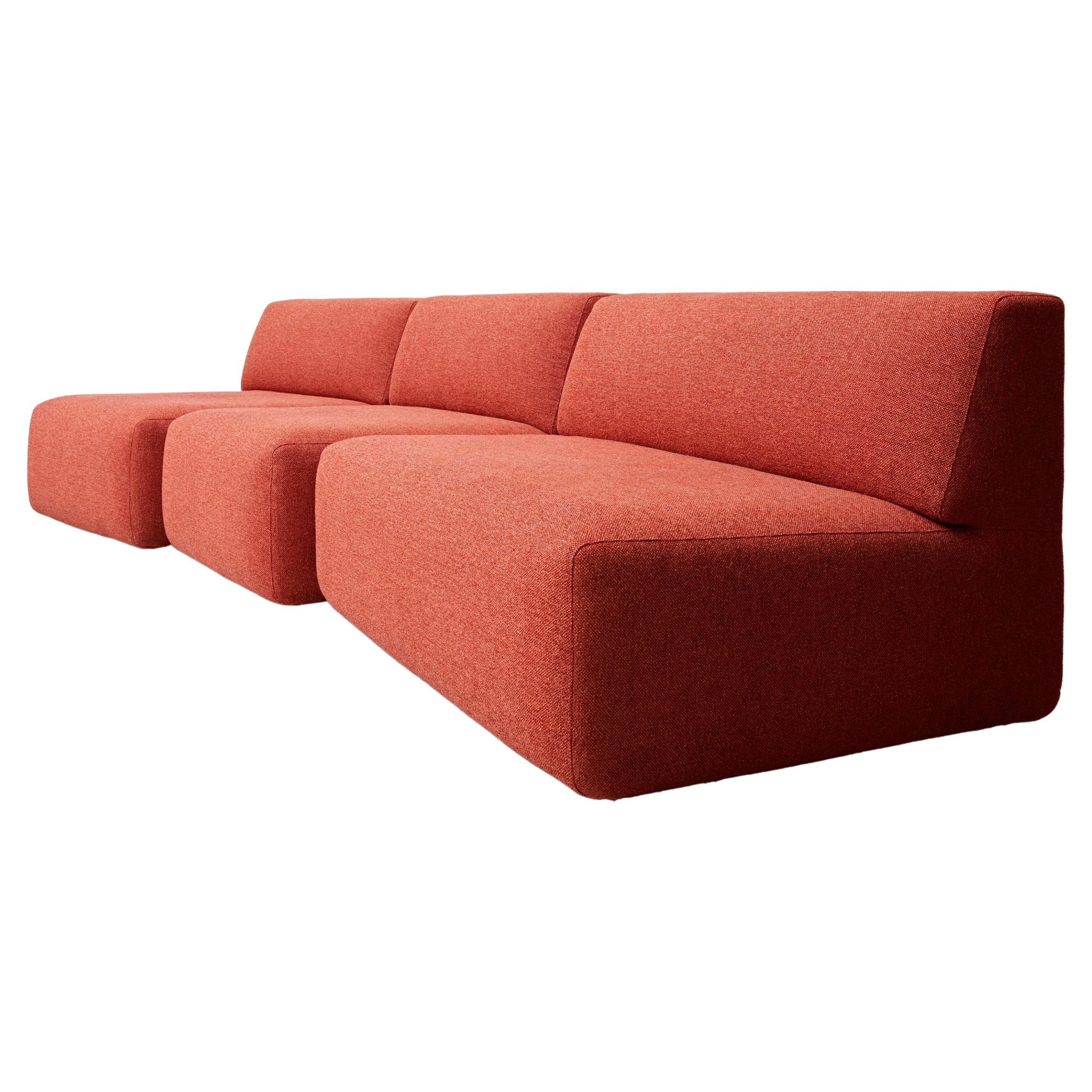 Rote Couch von Marc Dibeh im Angebot