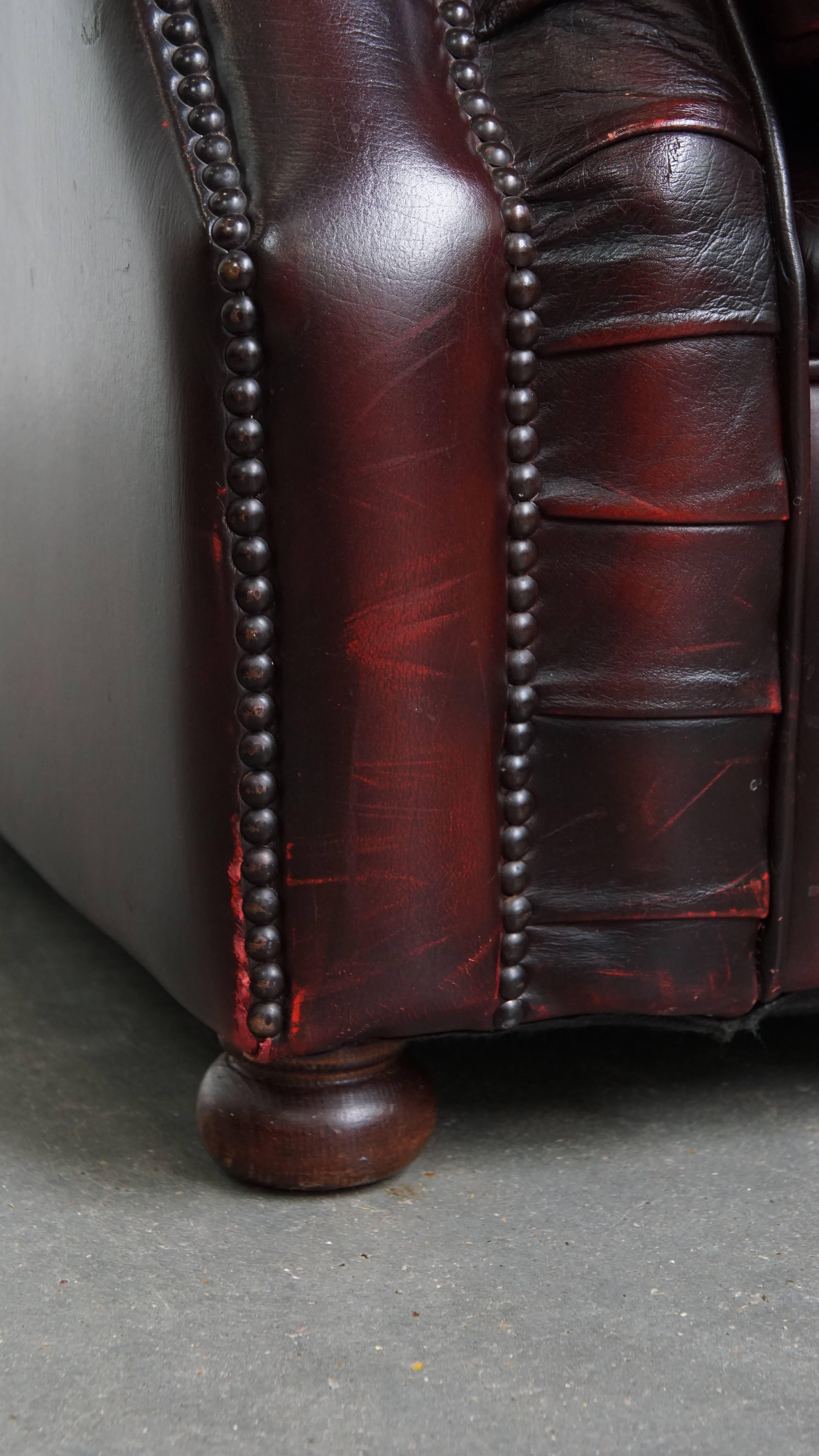 Sedia Club Chesterfield in pelle di vacchetta rossa in stile inglese in vendita 6