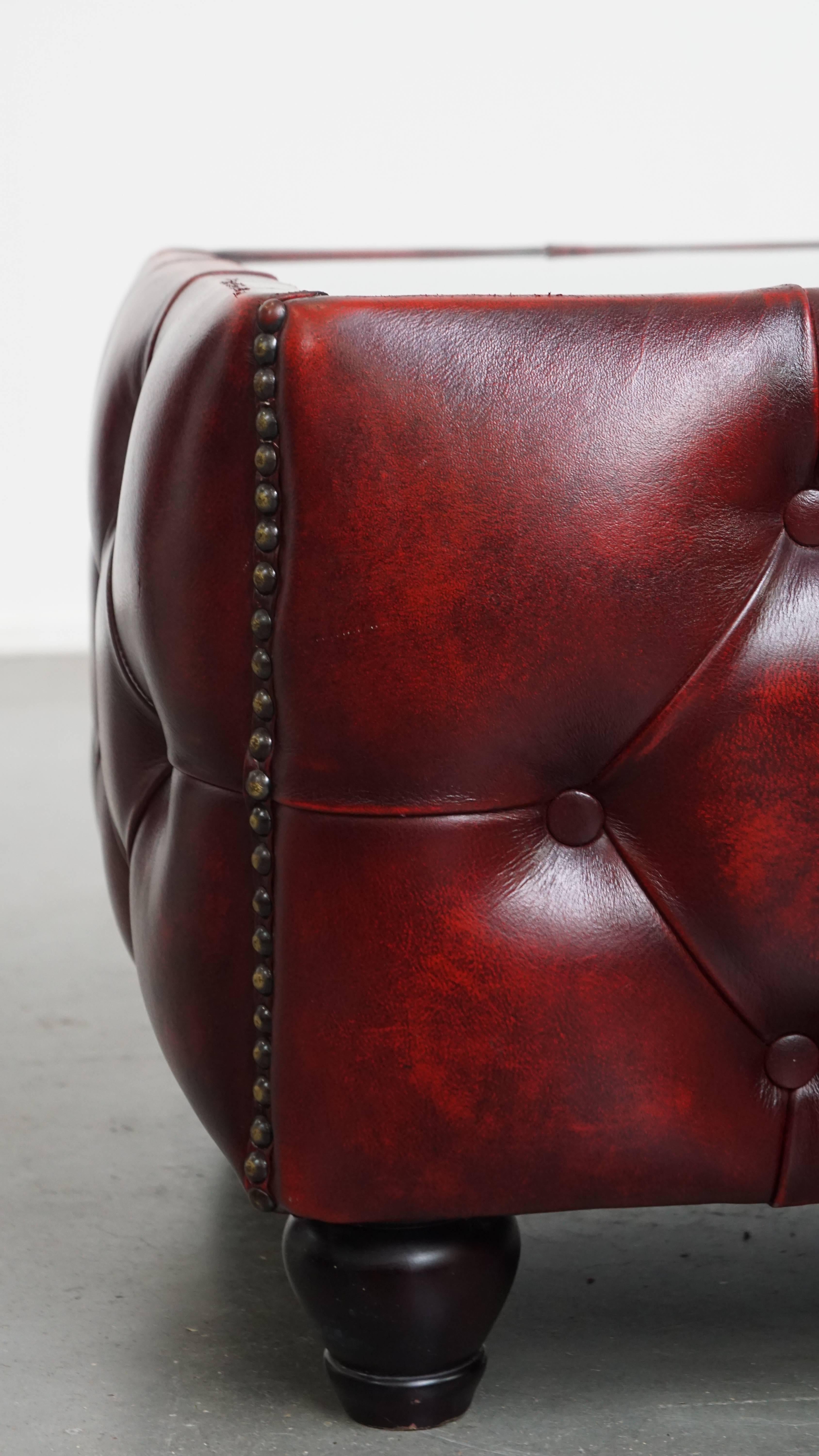 Red Cowhide Leather Chesterfield Side/Coffee Table with Glass Top For Sale 3