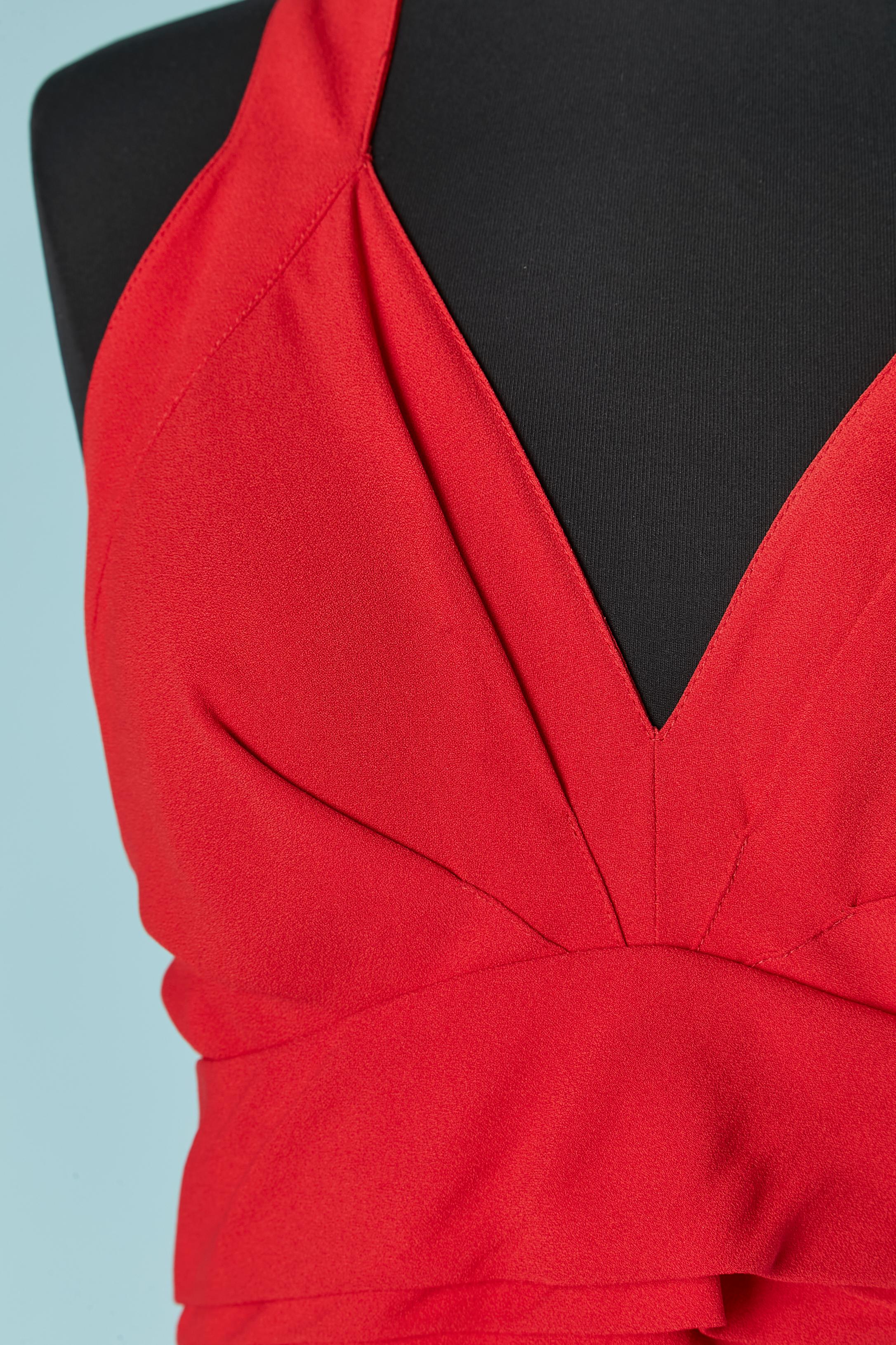 Red crepe cocktail dress. Rayon lining. Pocket on both side. Zip and hook&eye closure on the middle back. The shoulder strap are detachable on the back with button and buttonhole. 
SIZE 36 / S 