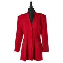Veste longue en crêpe rouge avec broderies EMMANUELLE KHANH