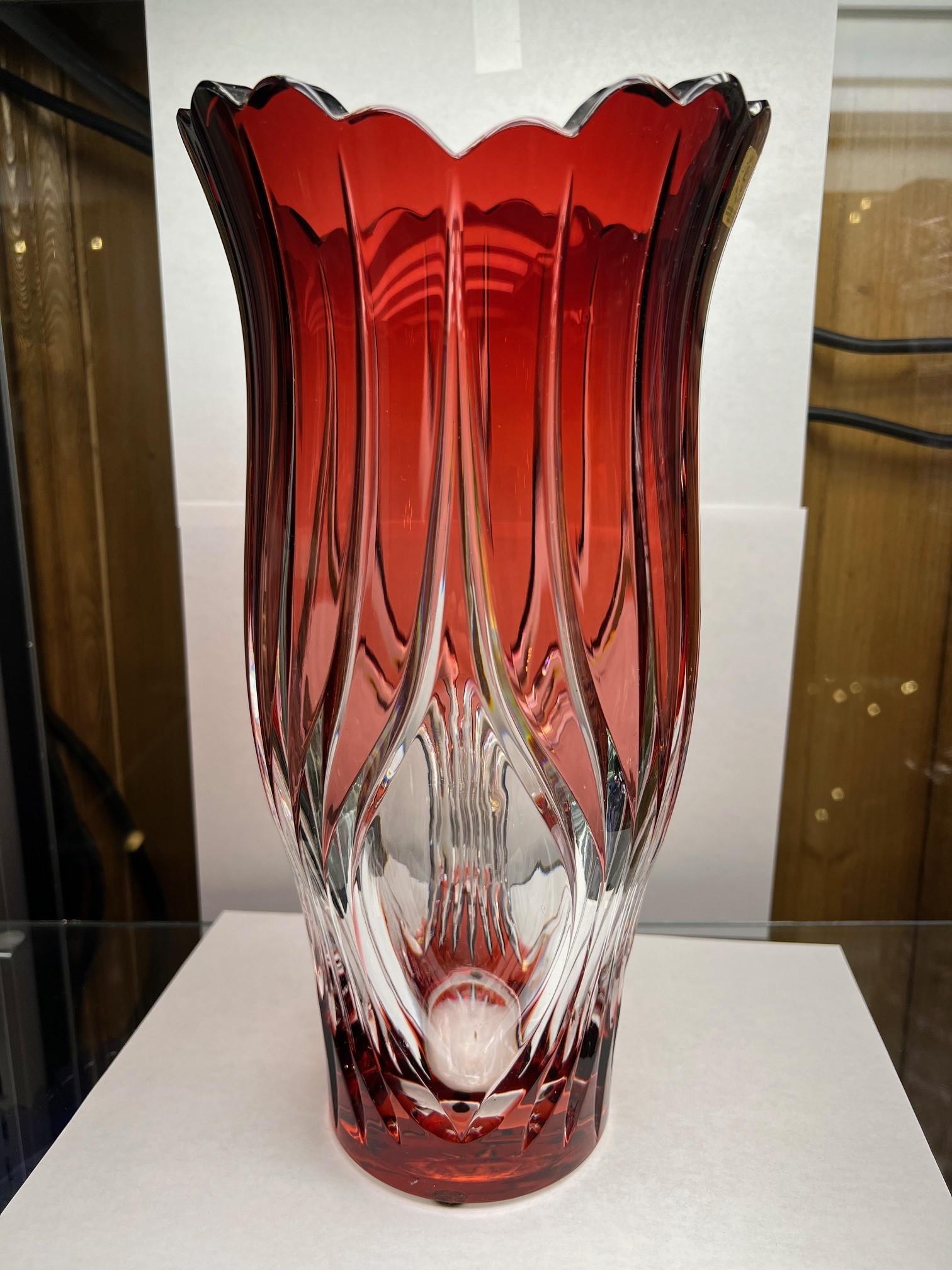 Red Crystal Vase by Caesar Crystal Bohemiae Co. Czech Republic For Sale 2