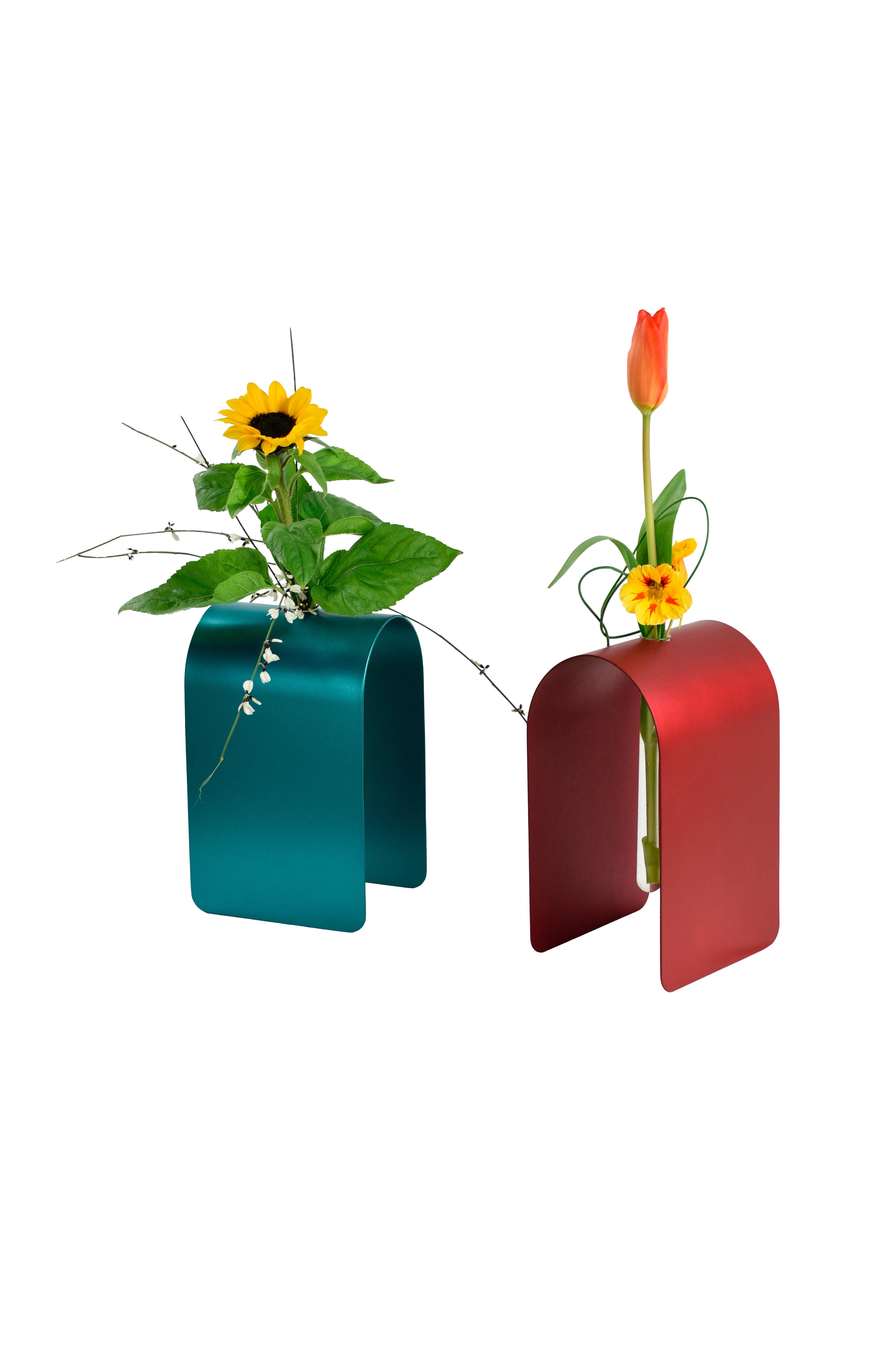 Vaso Red Dahlia di WM Metal Design In condizioni Nuovo in vendita a Geneve, CH