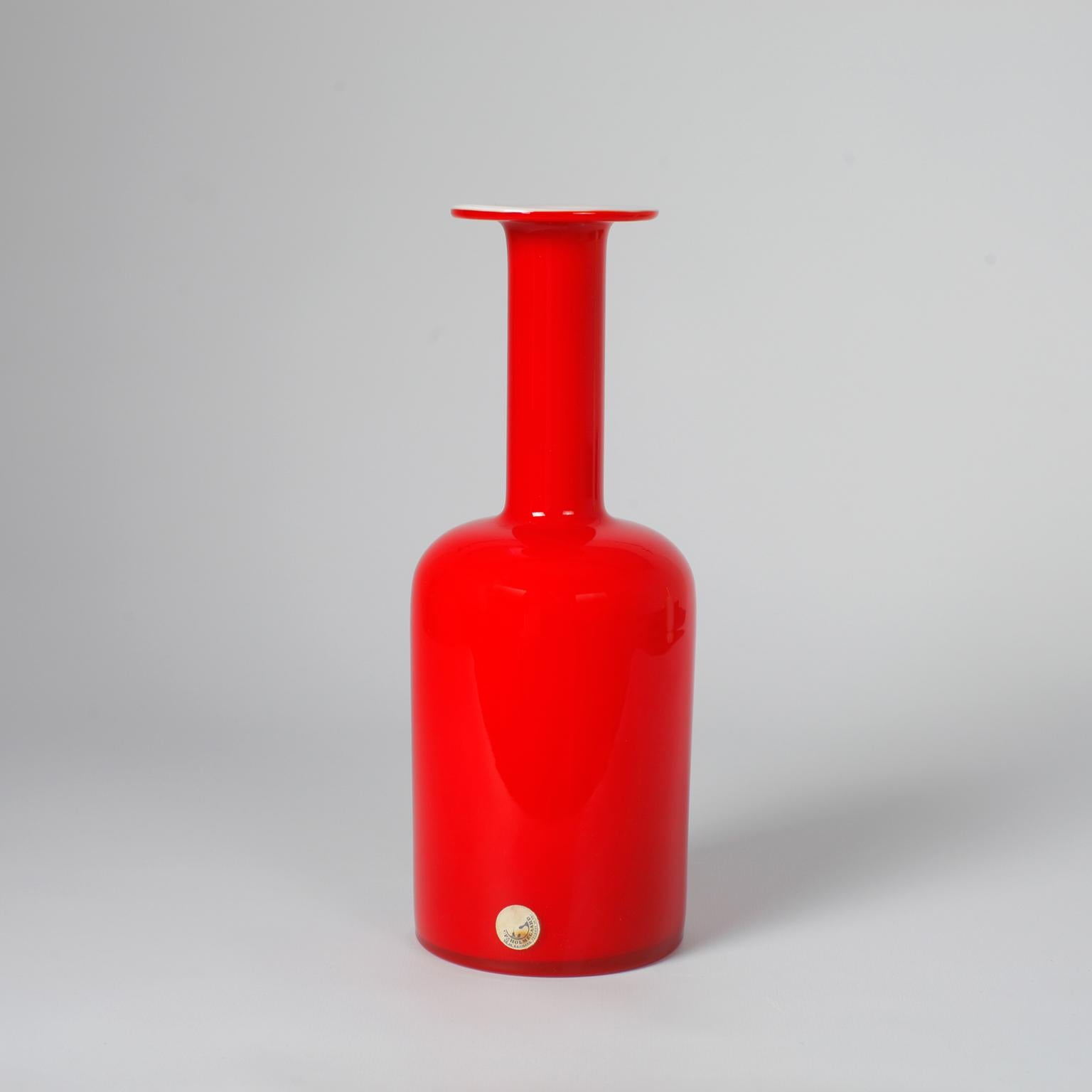 Rote dänische Vase von Otto Brauer für Holmegaard, Dänemark, 1960er Jahre (Mitte des 20. Jahrhunderts) im Angebot