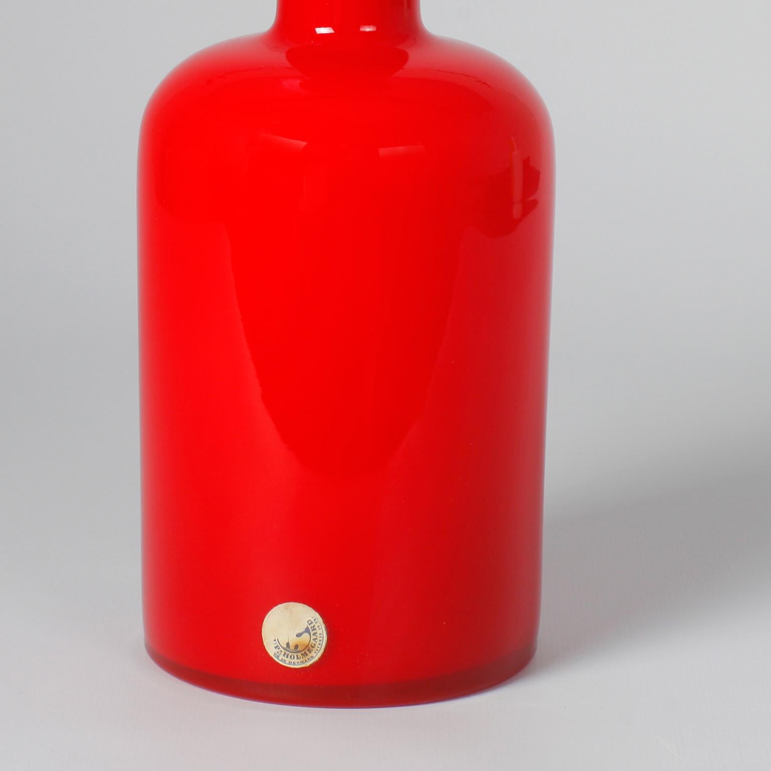 Rote dänische Vase von Otto Brauer für Holmegaard, Dänemark, 1960er Jahre (Glas) im Angebot