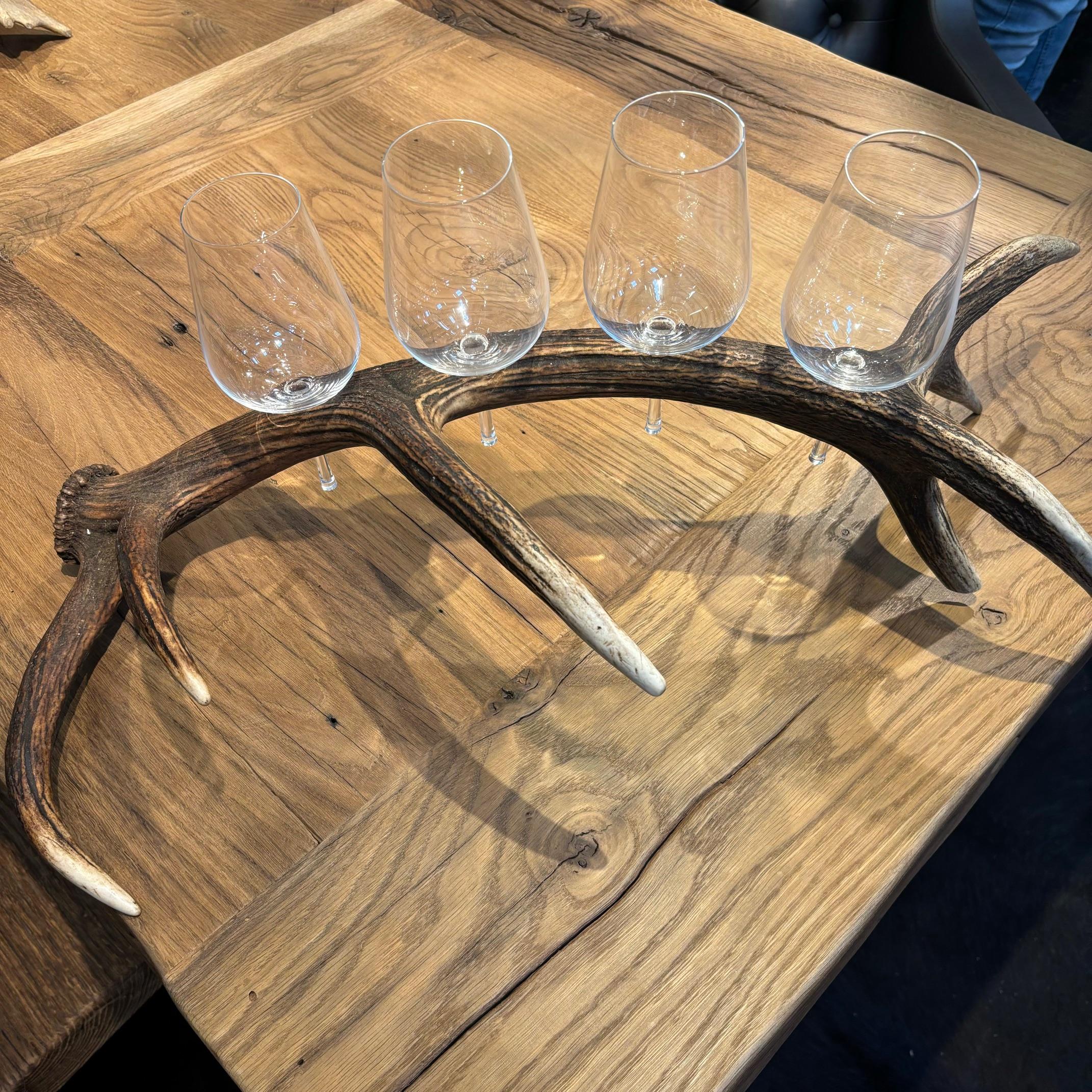 Red Deer Geweih Serviergeschirr mit 4 Weingläsern im Zustand „Neu“ im Angebot in Eindhoven, NL
