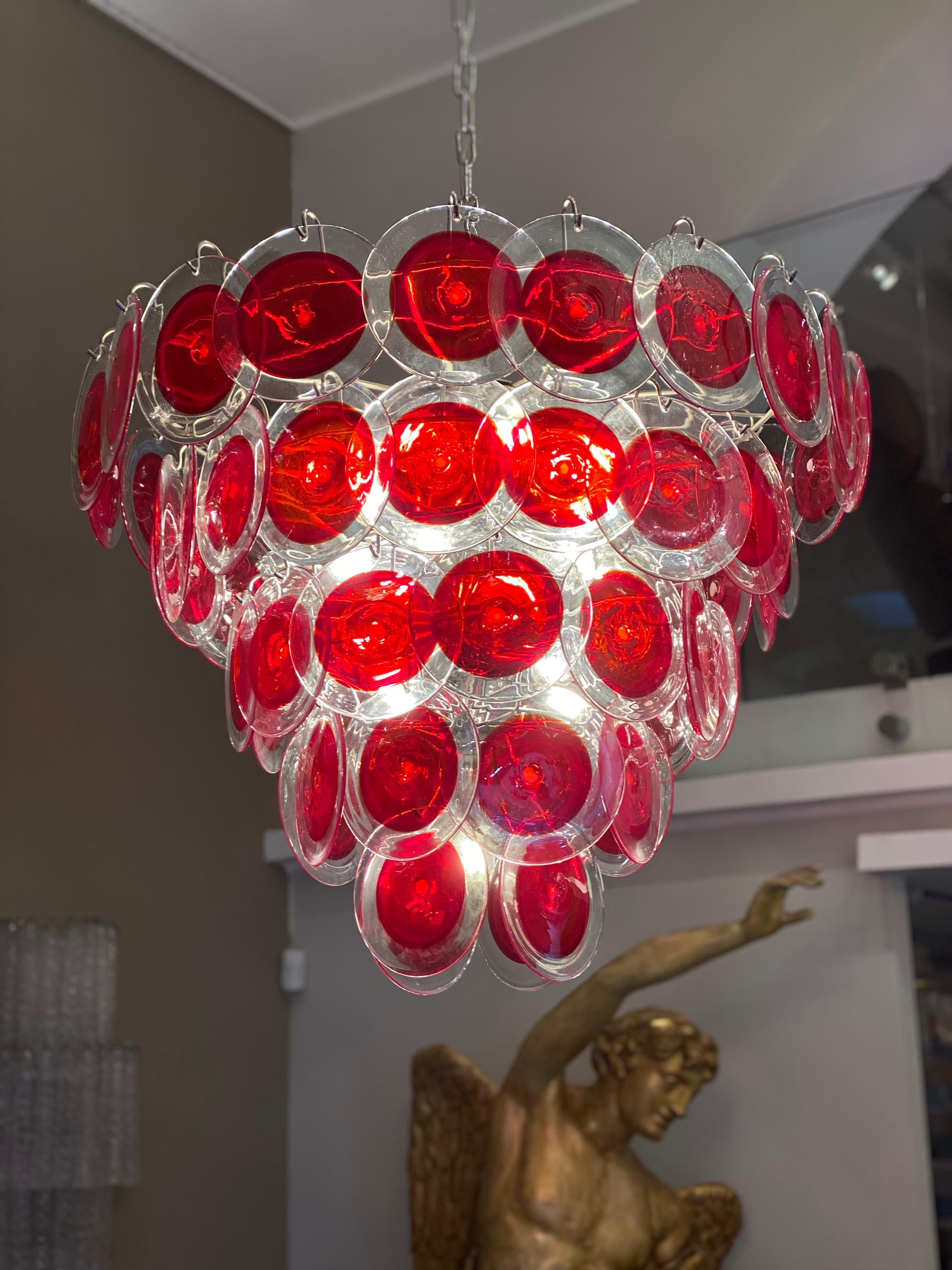 Mid-Century Modern Disque rouge  L'étonnant lustre de Murano en vente
