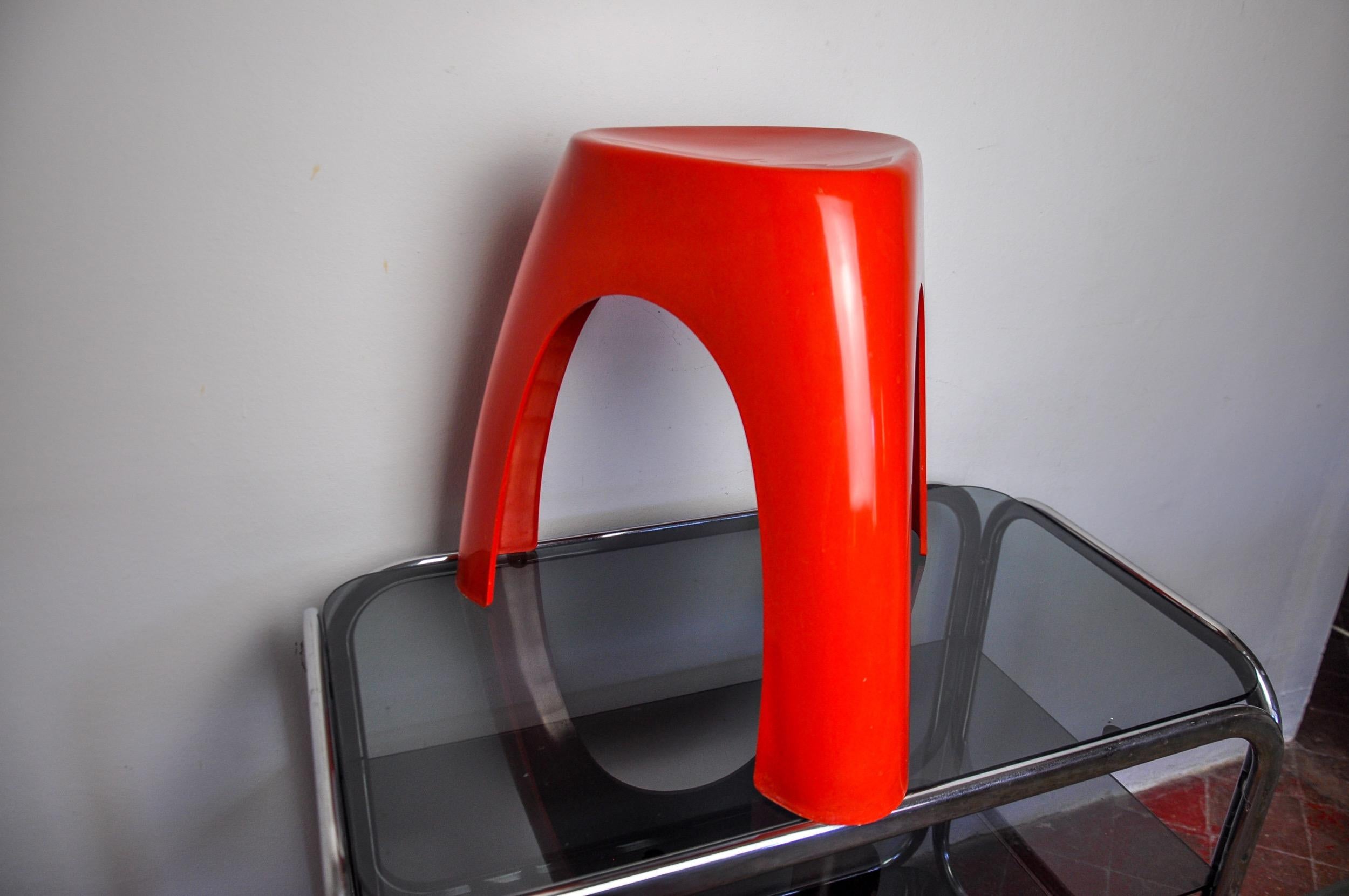 Espagnol Tabouret éléphant rouge de Vilmer, Espagne, 1980 en vente