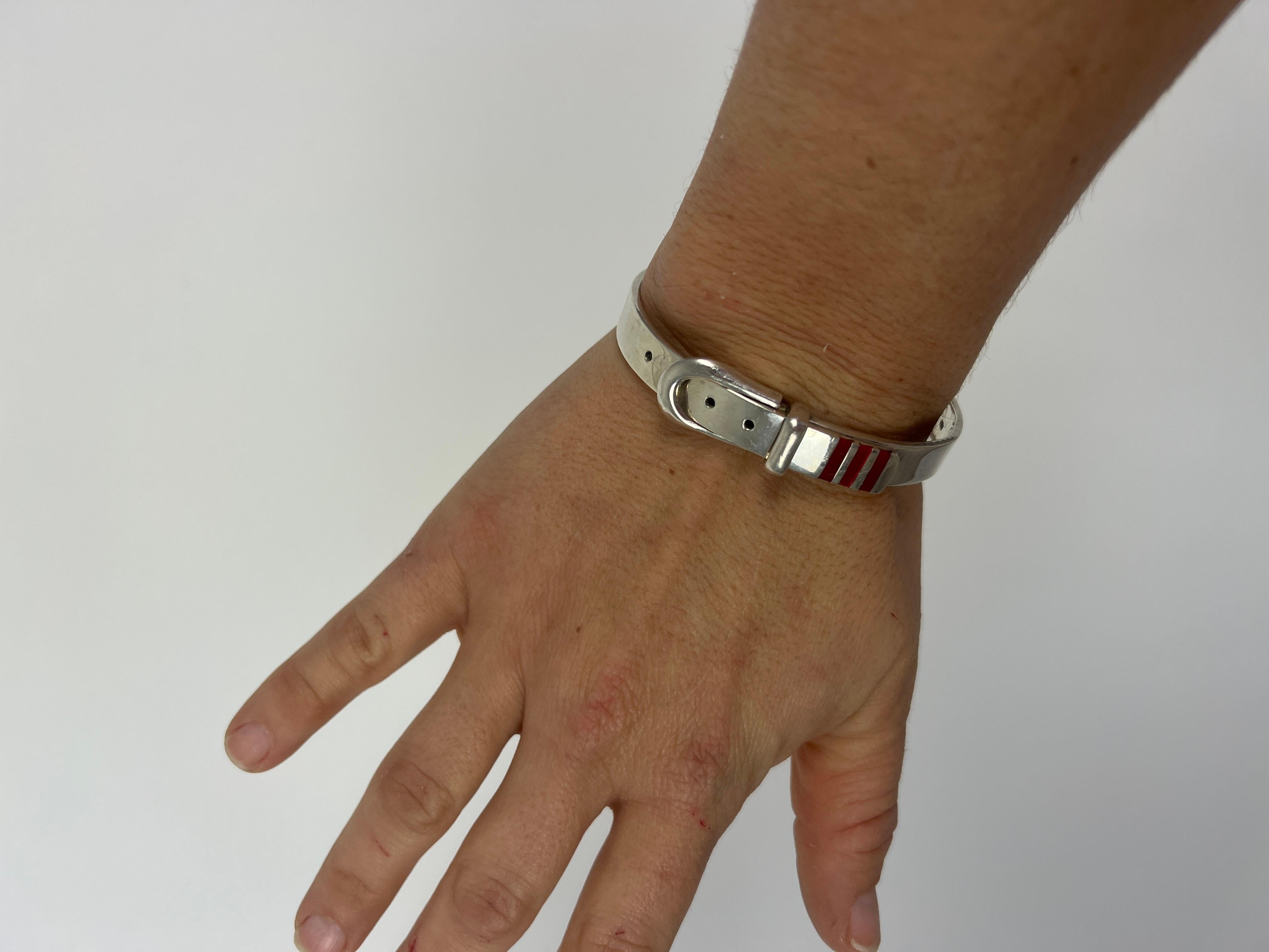 Red Enamel Belt Buckle Bracelet, Sterling Silver, Length 7.5 Inch, Simple Buckle For Sale 2